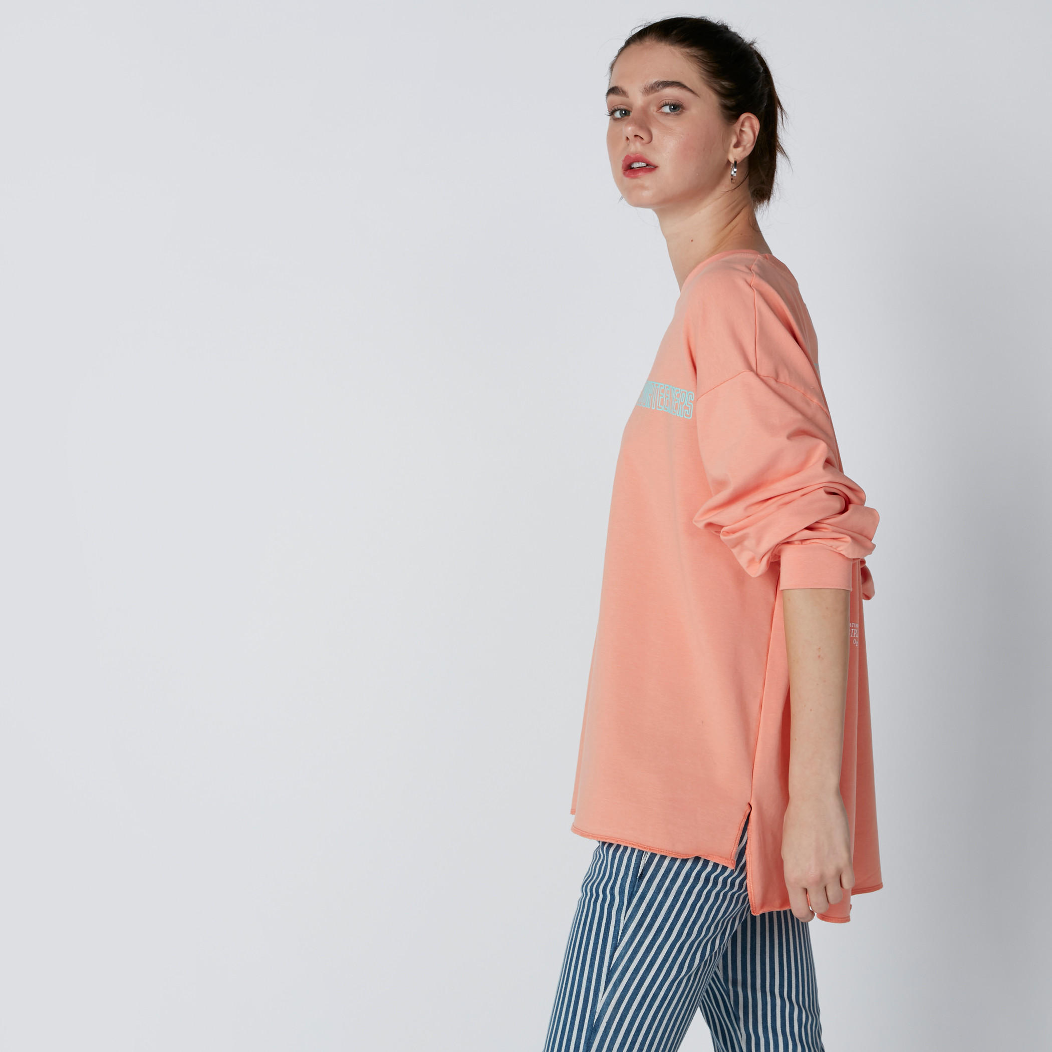 Printed Oversized Sweat Top with Round Neck and Long Sleeves-women-winterwear-hoodiesandsweatshirts-sweatshirts-image-4