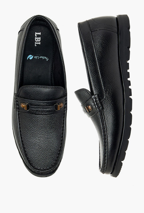 حذاء موكاسين سهل الارتداء بارز الملمس من إل بي إل من شو إكسبرس-men-shoes-image-1