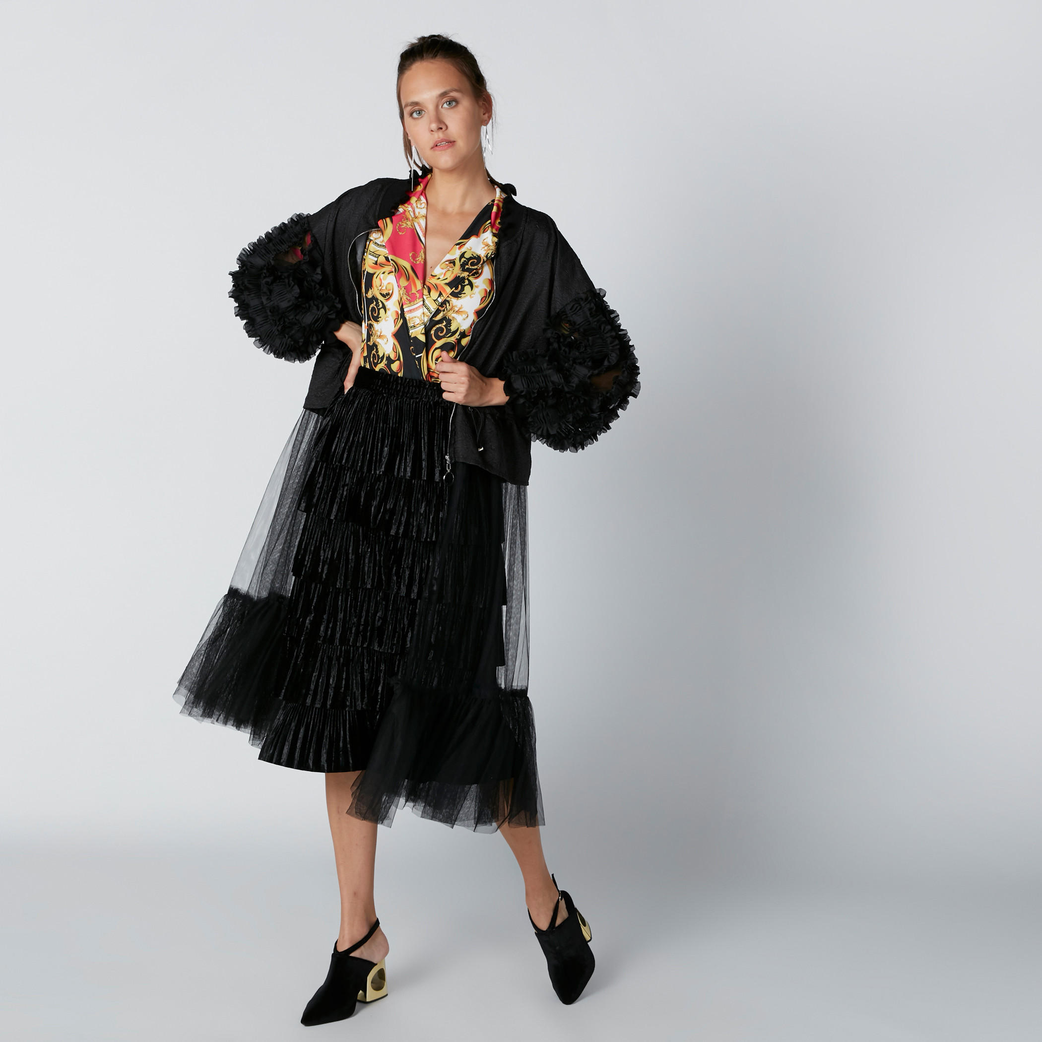 جاكيت شبكي بأكمام كشكش وسحّاب إغلاق-women-winterwear-coatsandjackets-jackets-image-1