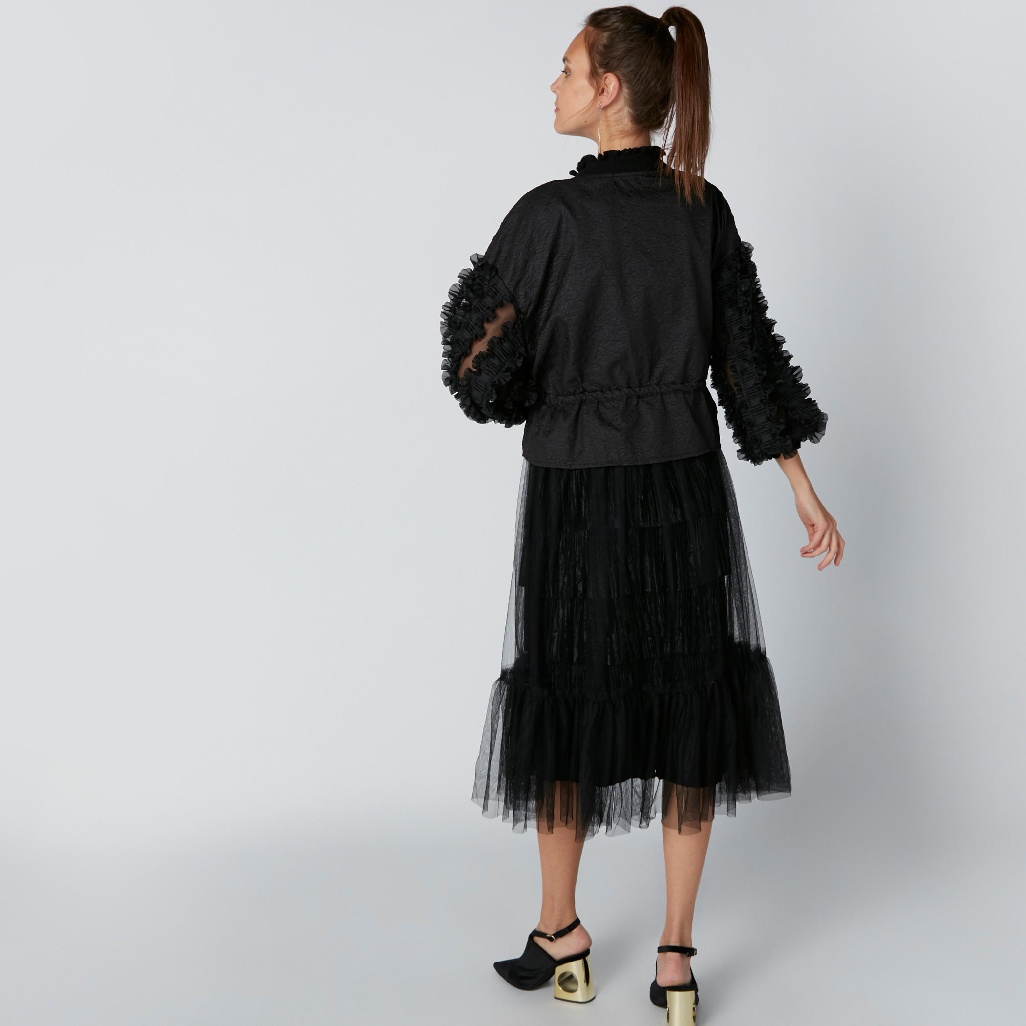 جاكيت شبكي بأكمام كشكش وسحّاب إغلاق-women-winterwear-coatsandjackets-jackets-image-3