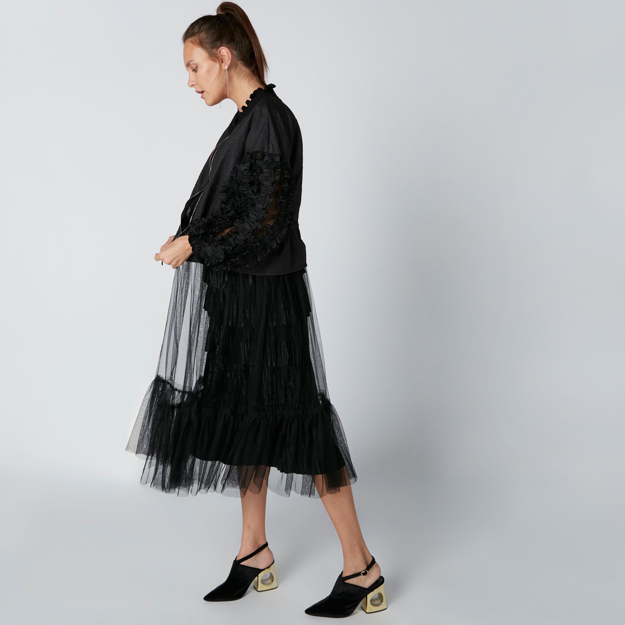 جاكيت شبكي بأكمام كشكش وسحّاب إغلاق-women-winterwear-coatsandjackets-jackets-image-4