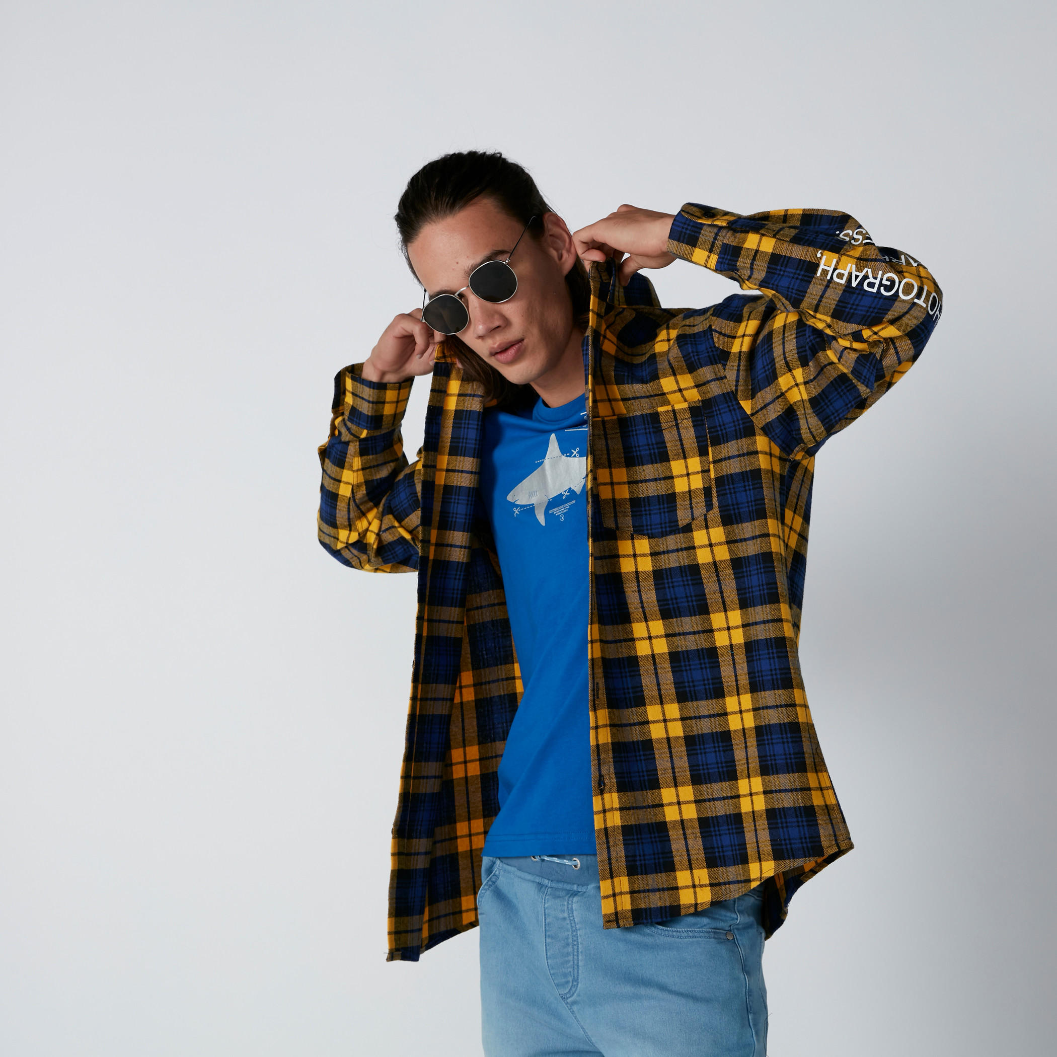 قميص كاروهات بأكمام طويلة بطبعات وجيب-men-clothing-shirts-image-9