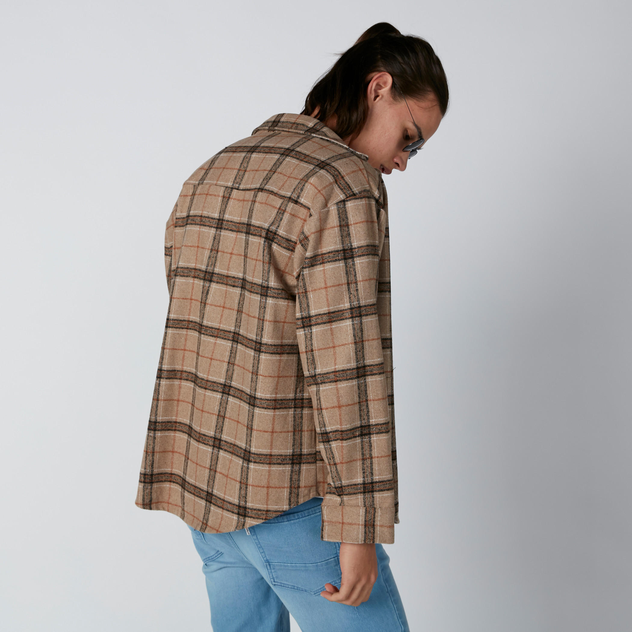 قميص كاروهات بأكمام طويلة وأزرار-men-clothing-shirts-image-2