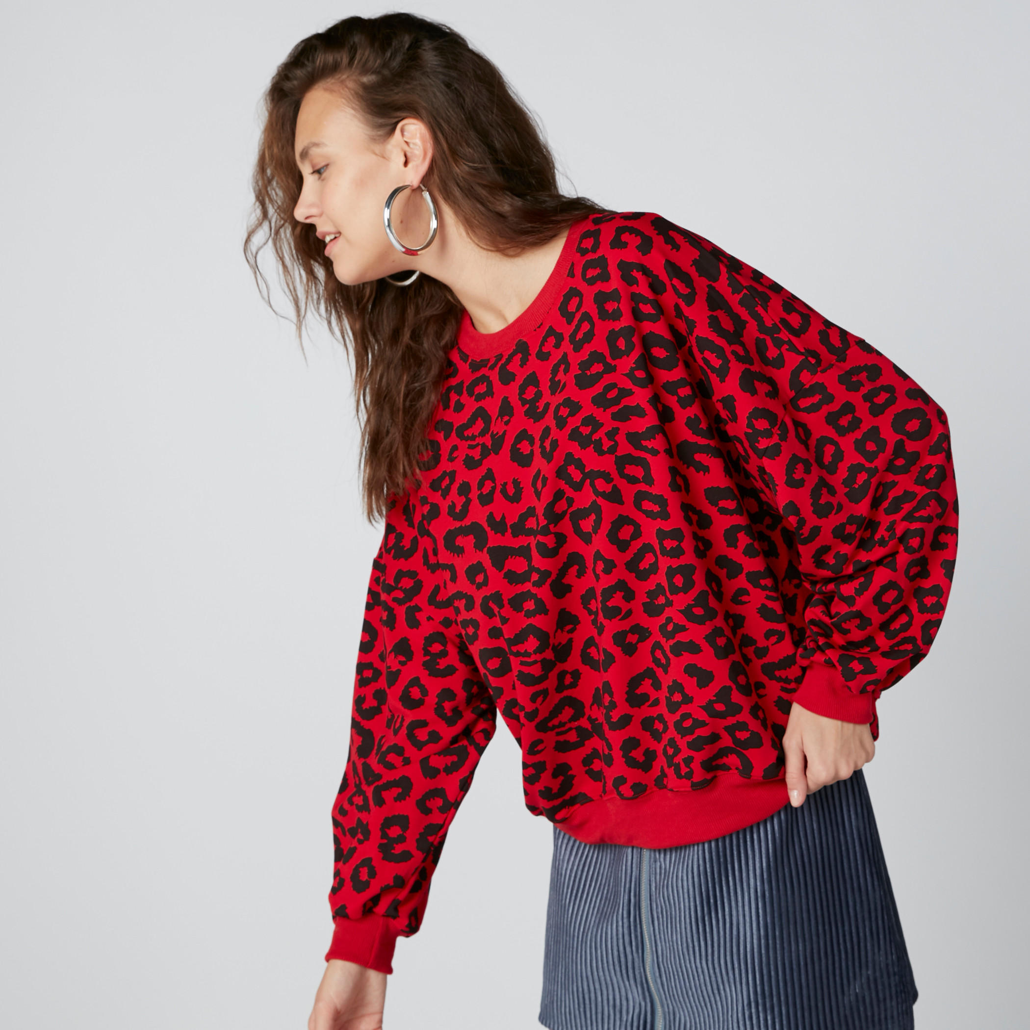 سويت شيرت فضفاض بأكمام طويلة وطبعات-women-clothing-hoodiesandsweatshirts-sweatshirts-image-9