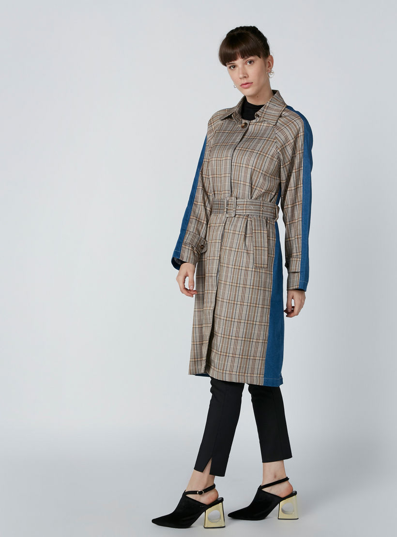 Chequered Overcoat in Regular Fit-women-clothing-coatsandjackets-coats-image-1