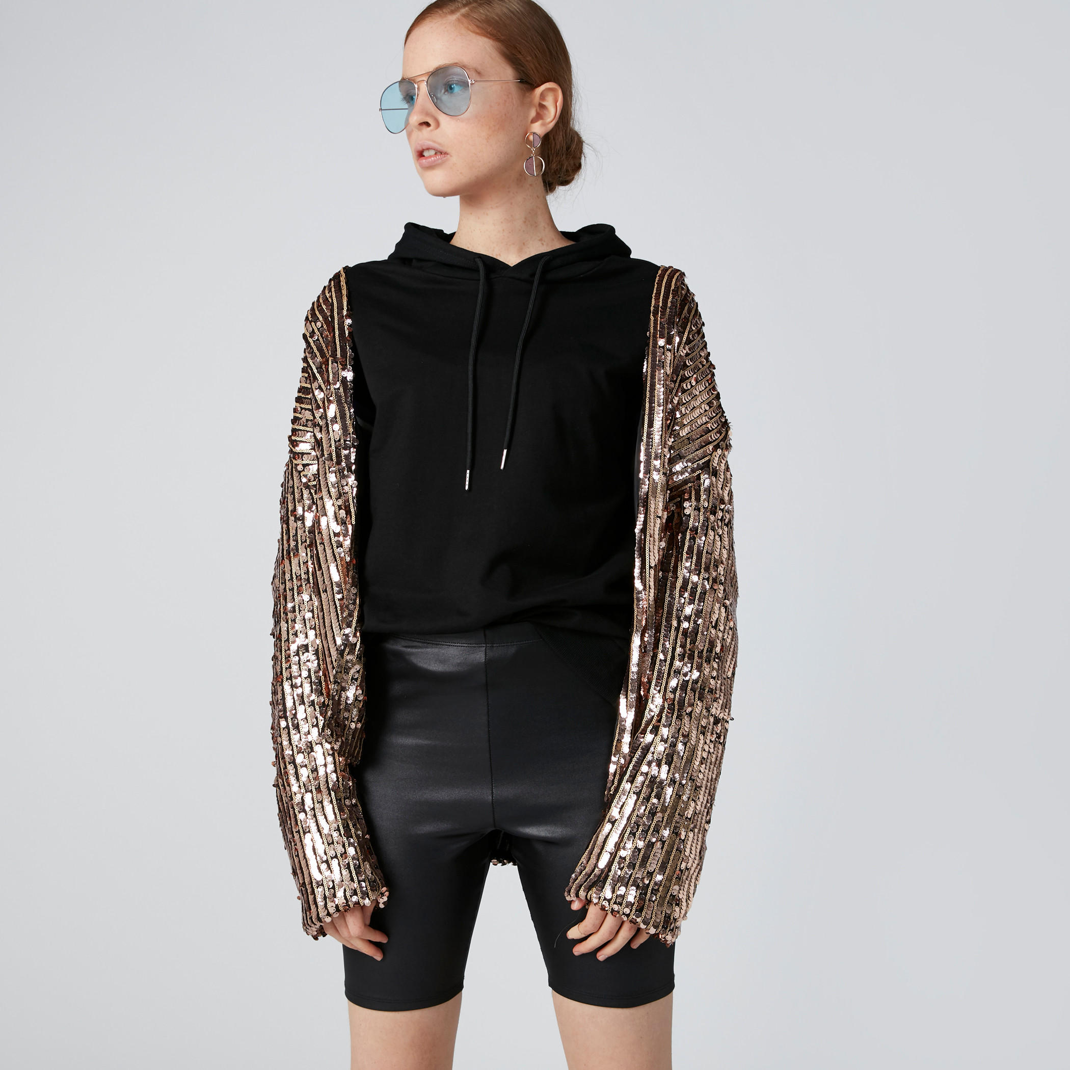 شورت بخصر مطّاطي-women-clothing-bottoms-shorts-image-3