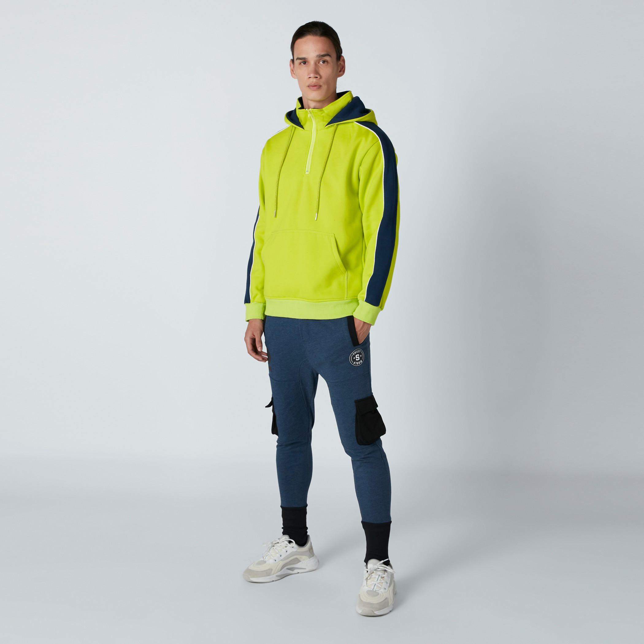 سويت شيرت بأكمام طويلة ودرزات-men-winterwear-hoodiesandsweatshirts-image-2
