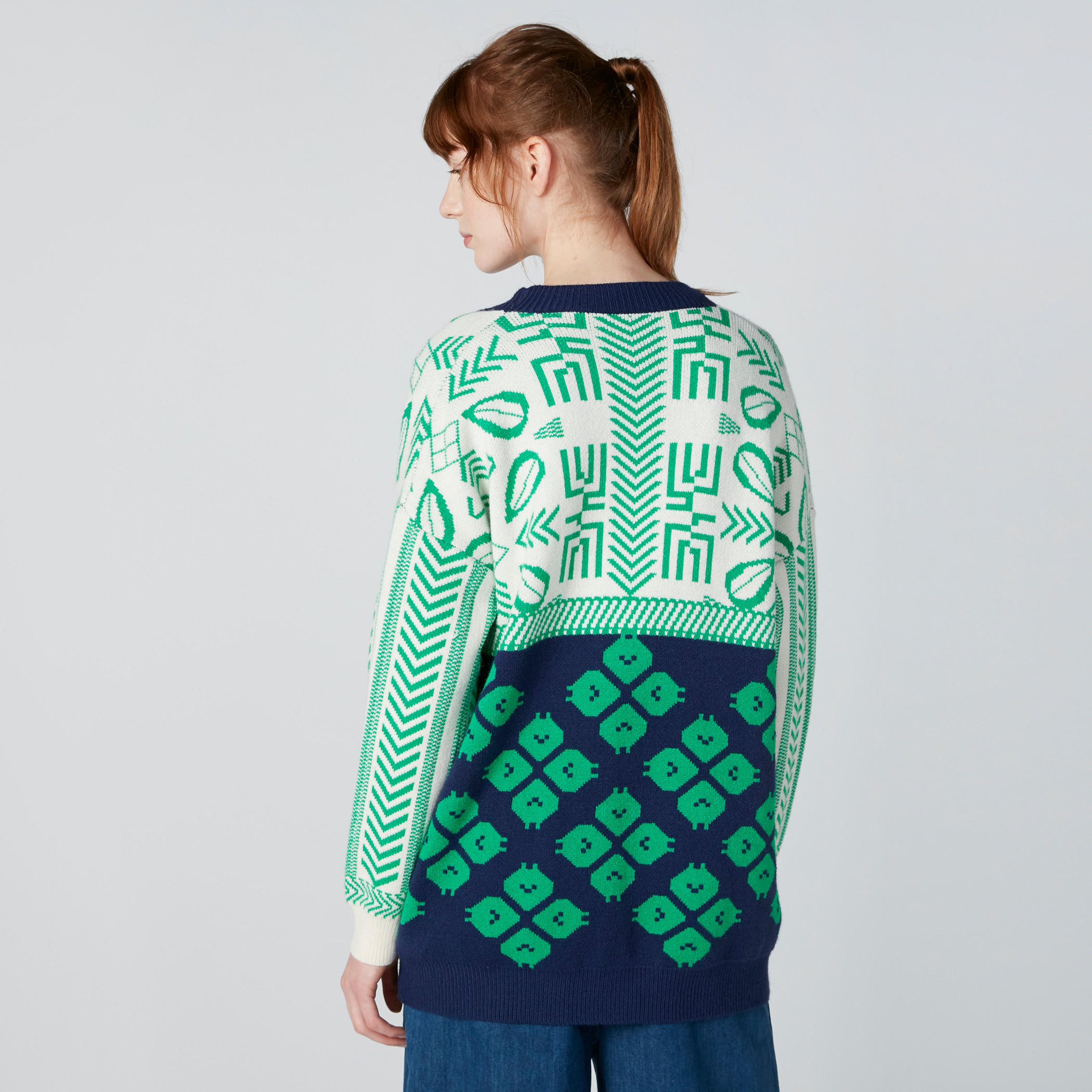 سويتر بياقة V وأكتاف منسدلة وزر إغلاق وطبعات-women-clothing-cardigansandjumpers-jumpers-image-2