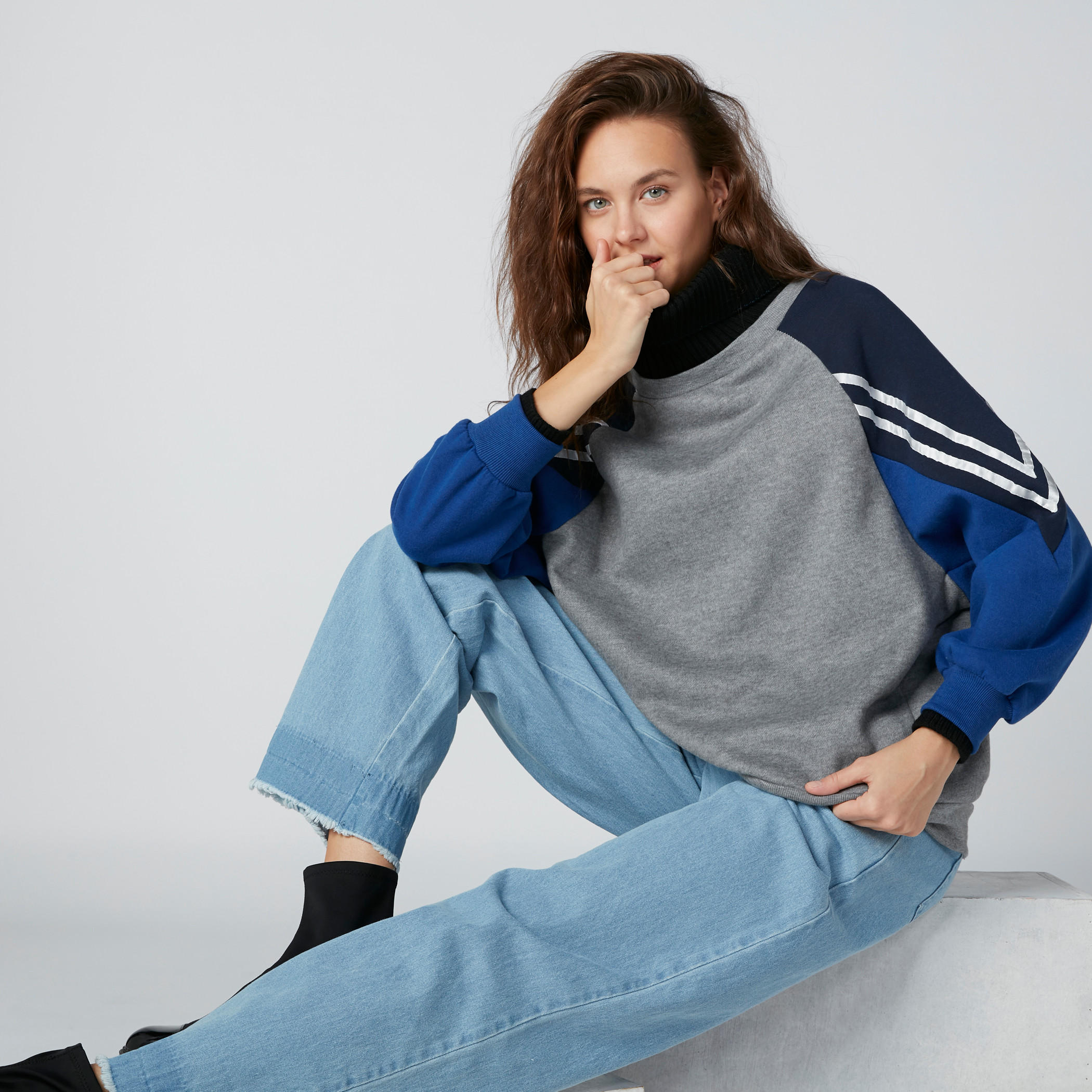 سويتر مقلم بياقة عالية وأكمام طويلة-women-clothing-cardigansandjumpers-jumpers-image-1