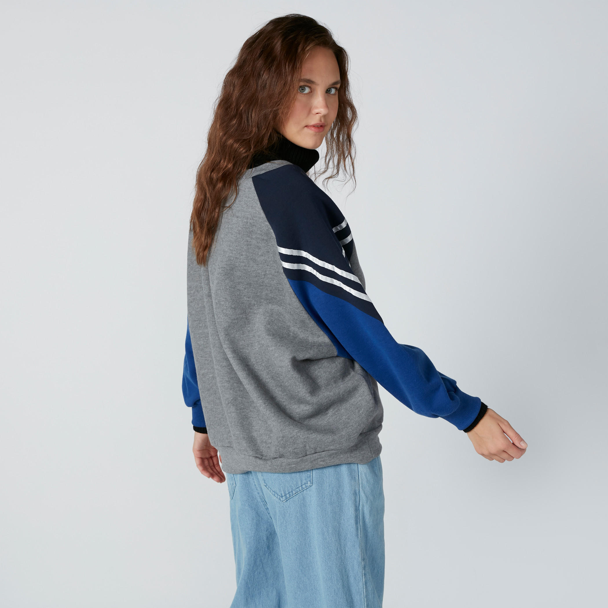 سويتر مقلم بياقة عالية وأكمام طويلة-women-clothing-cardigansandjumpers-jumpers-image-2