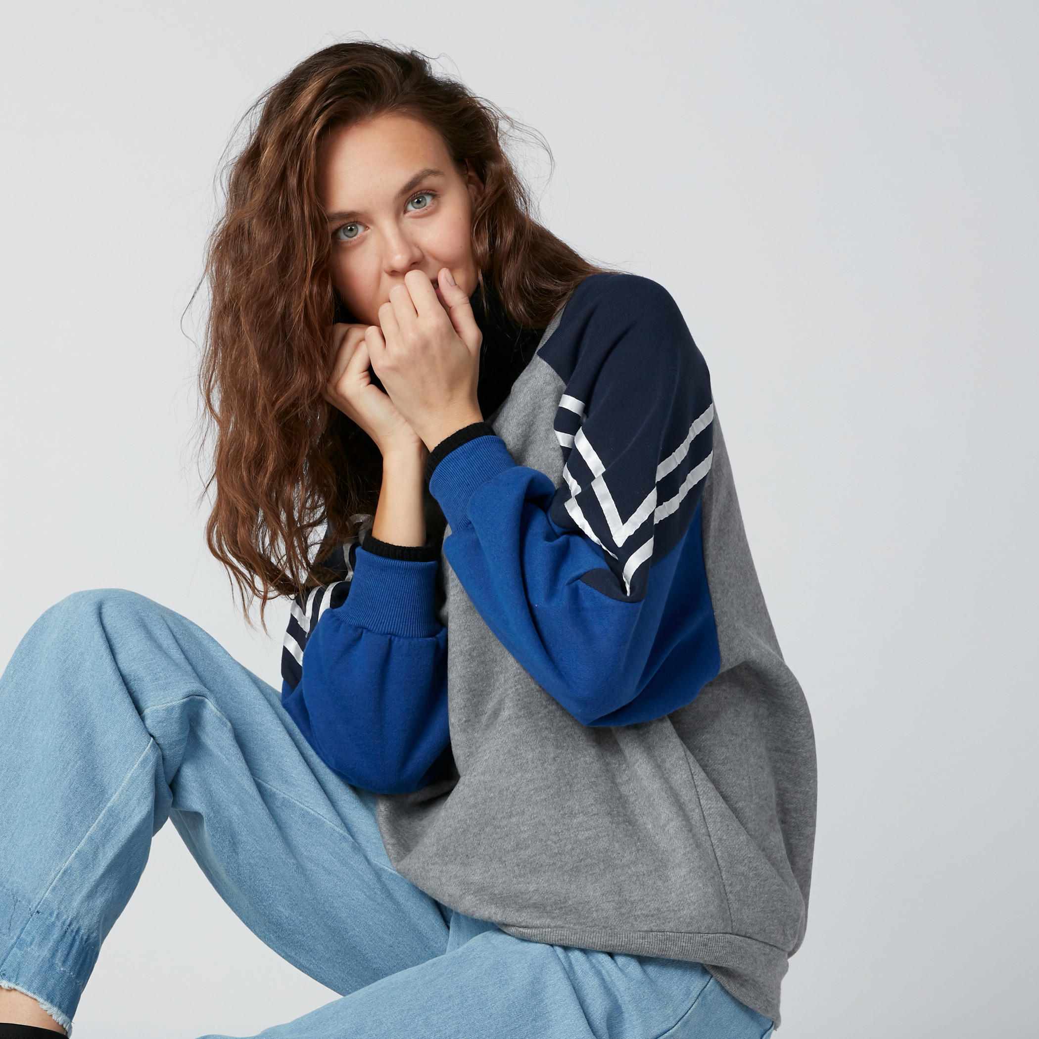 سويتر مقلم بياقة عالية وأكمام طويلة-women-clothing-cardigansandjumpers-jumpers-image-4