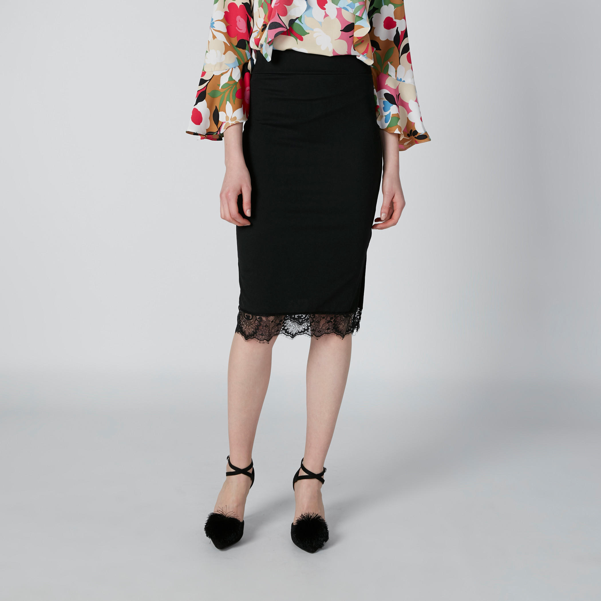 تنورة ضيّقة متوسطة الطول بفتحة جانبية وتفاصيل دانتيل-women-clothing-bottoms-skirts-image-3