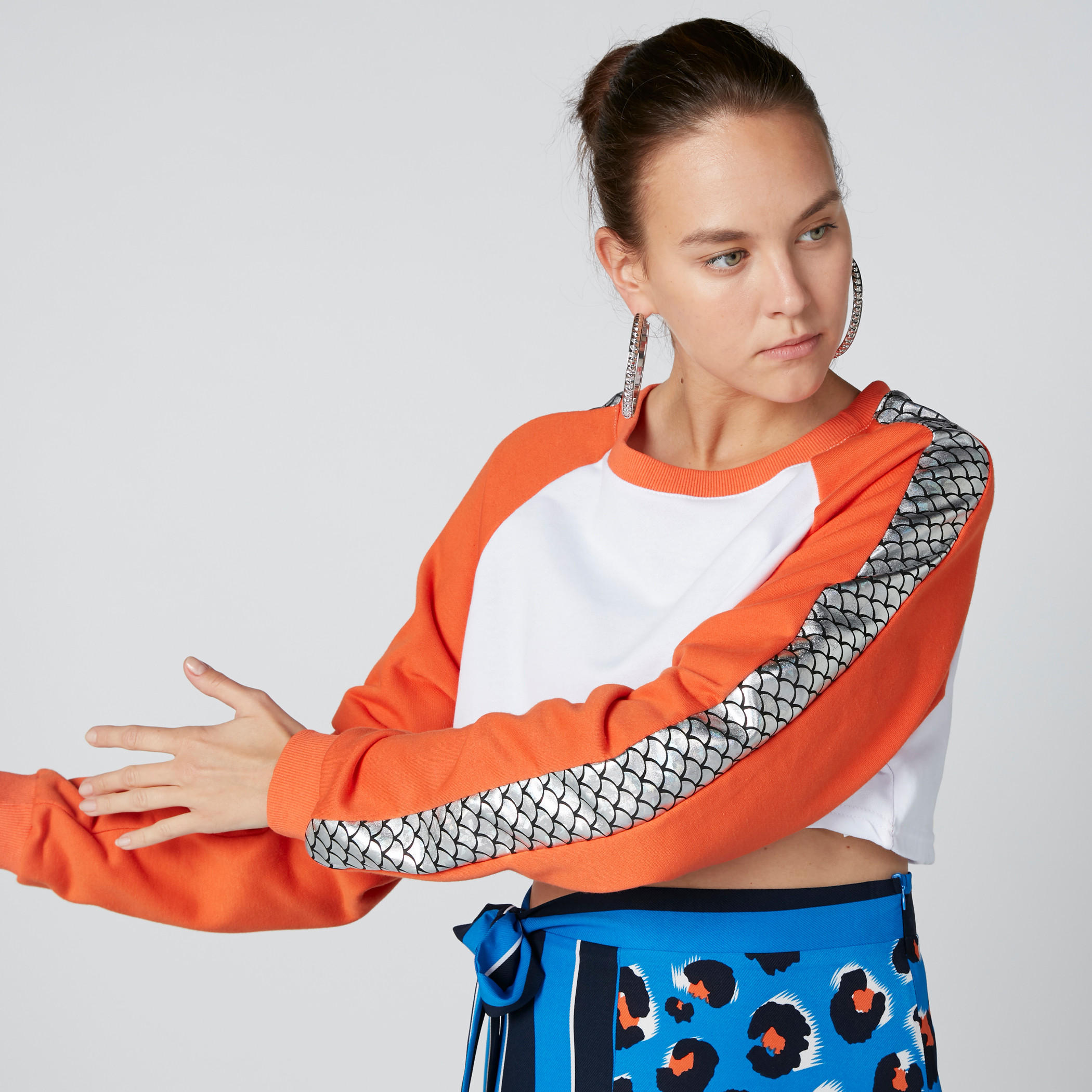 Printed Raglan Sleeves Top with Round Neck-women-clothing-tshirts-image-4