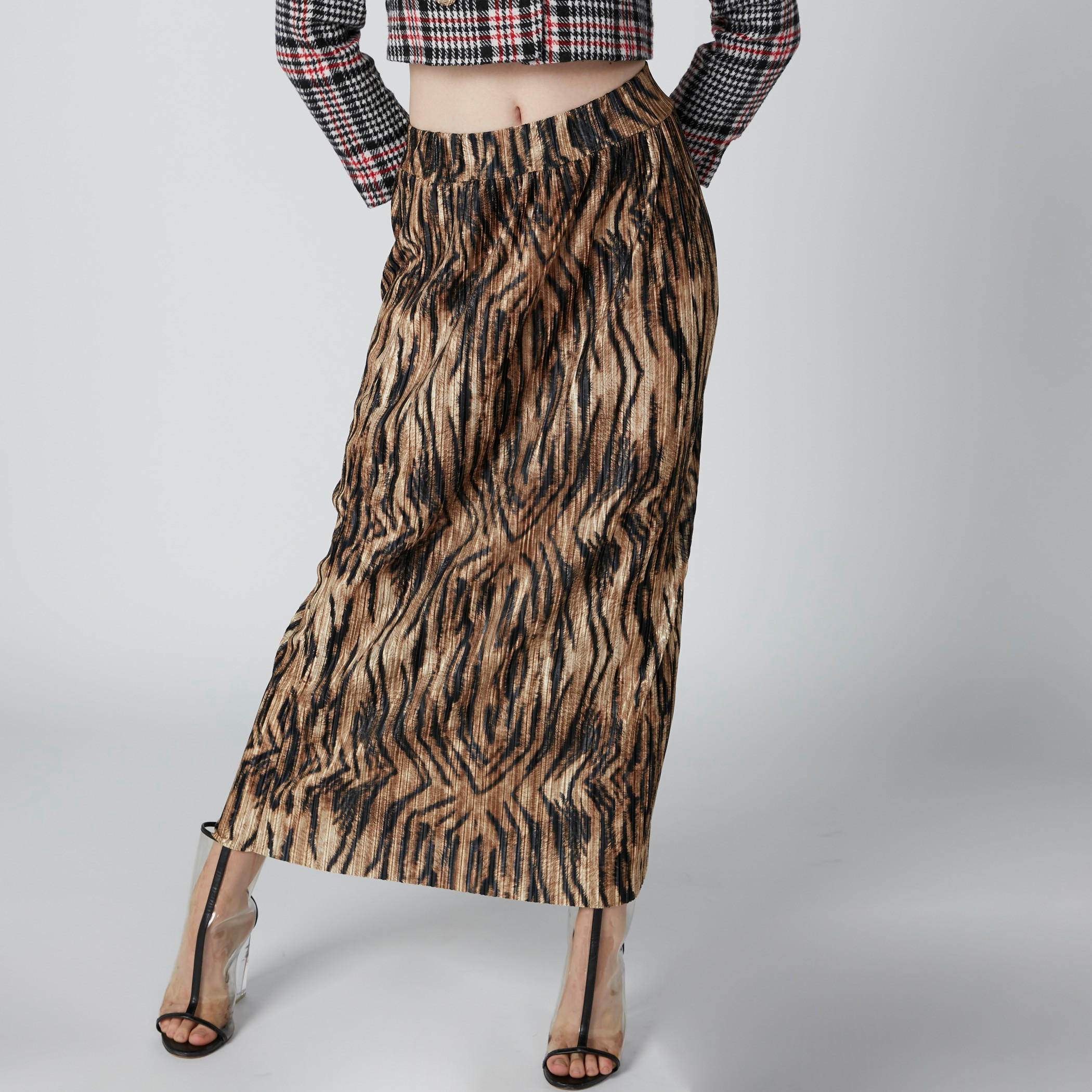 تنورة طويلة ضيّقة بخصر مطّاطي وطبعات-women-clothing-bottoms-skirts-image-5