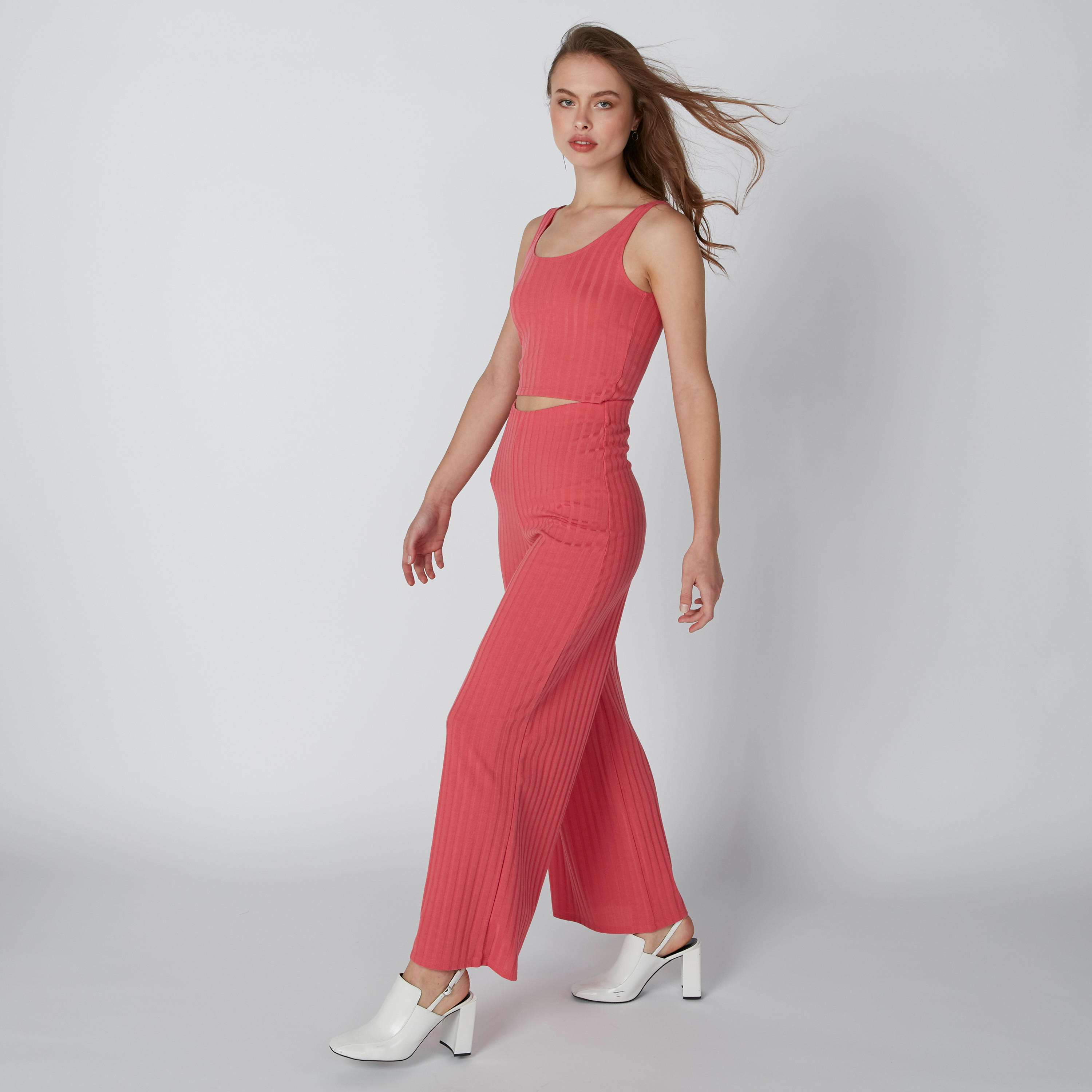 بنطال بالازو بقصّة واسعة وخصر مرن-women-clothing-bottoms-trousers-image-1