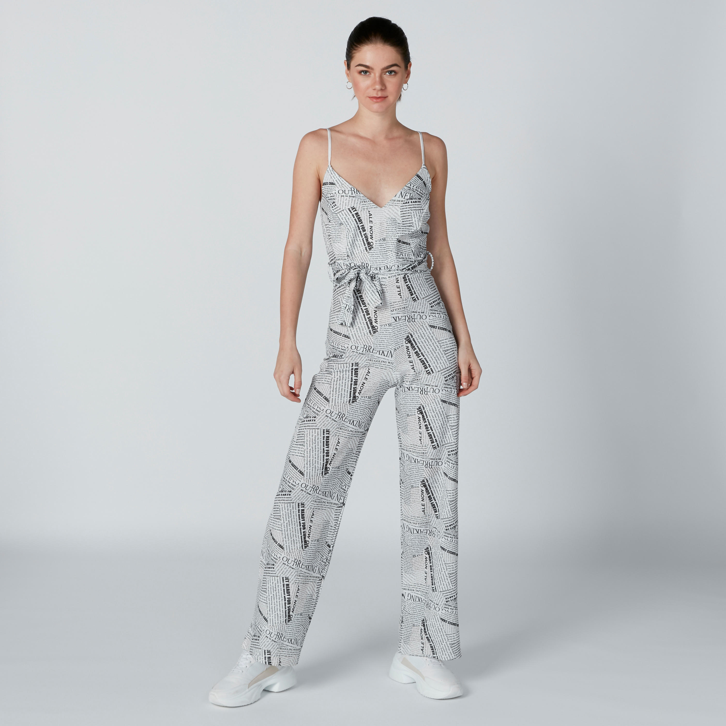 أفرول بحمّالات رفيعة وأربطة وطبعات-women-clothing-jumpsuits-image-3