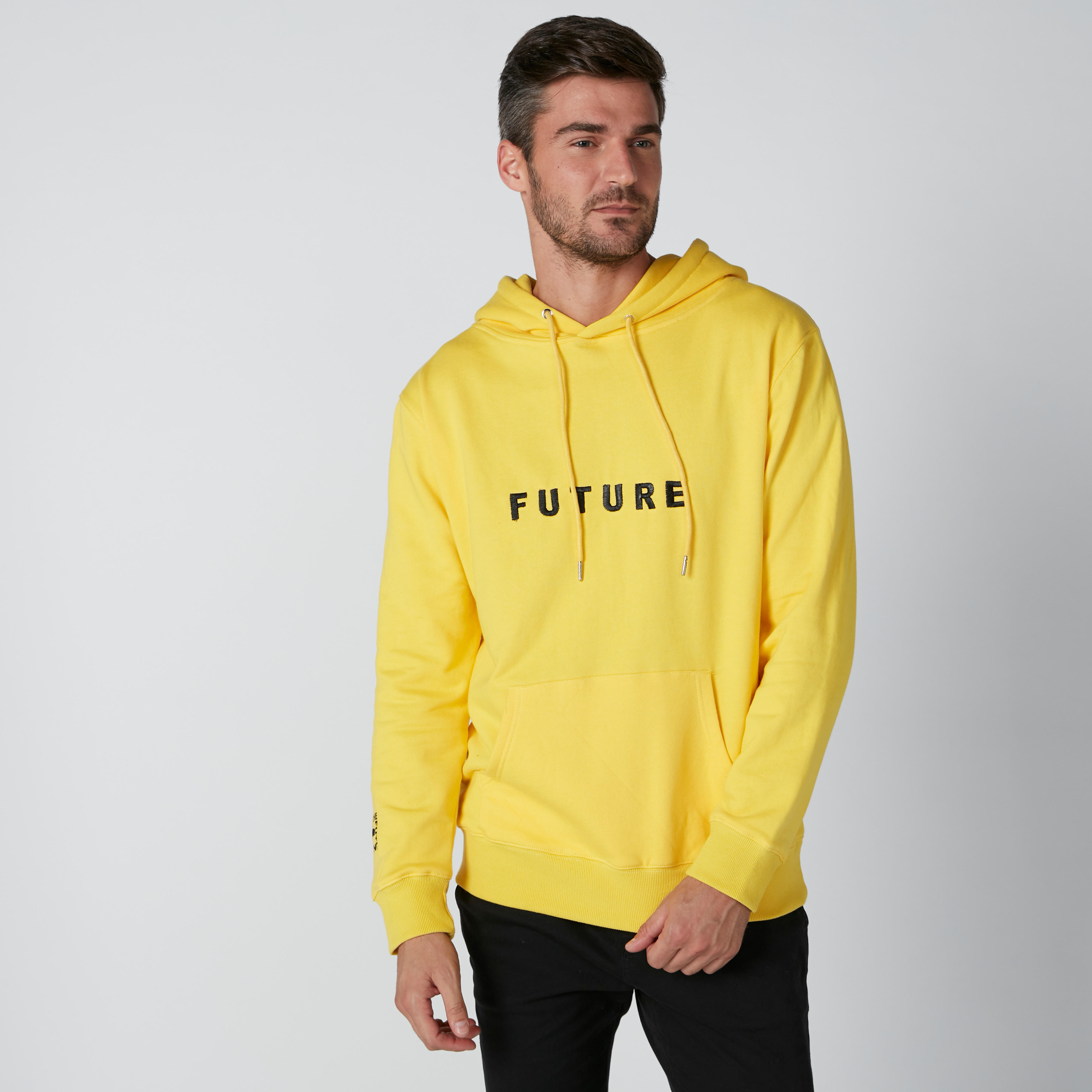 سويت شيرت بقبعة وأكمام طويلة وطبعات-men-winterwear-hoodiesandsweatshirts-image-3
