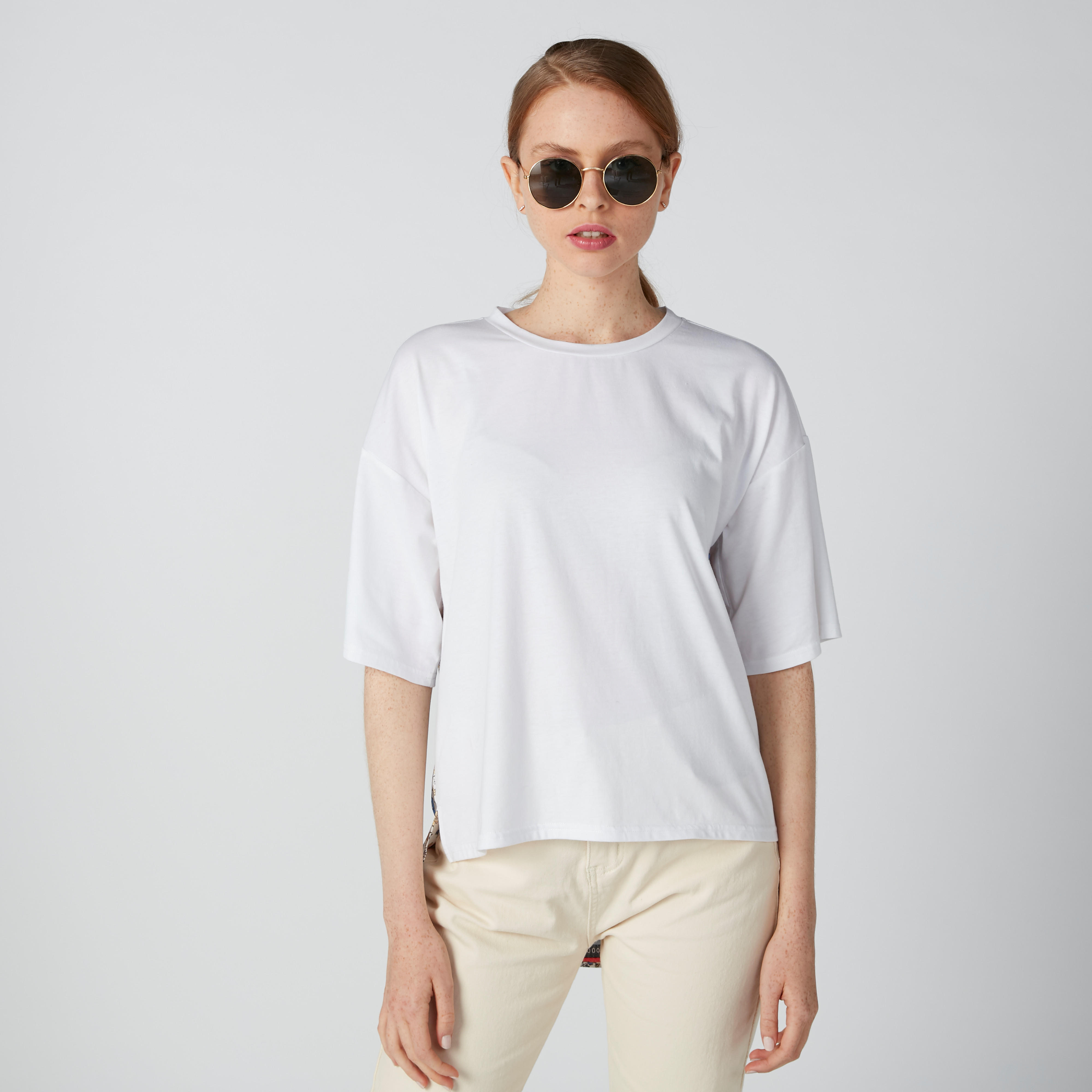 Printed T-Shirt with High Low Hem and Drop Shoulder Sleeves-women-clothing-tshirts-image-4