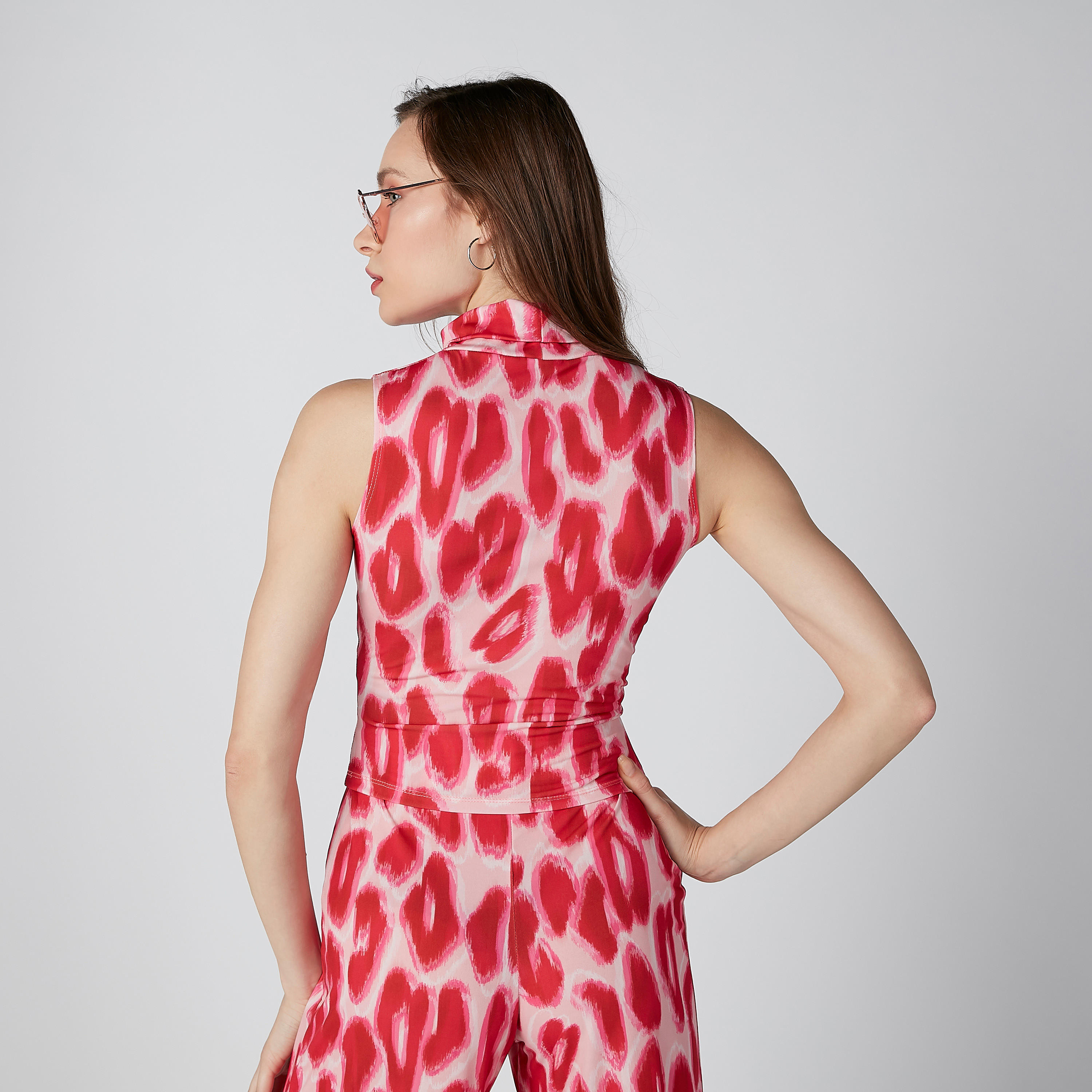 Animal Printed Sleeveless Top with Turtleneck-women-clothing-shirtsandblouses-blouses-image-3