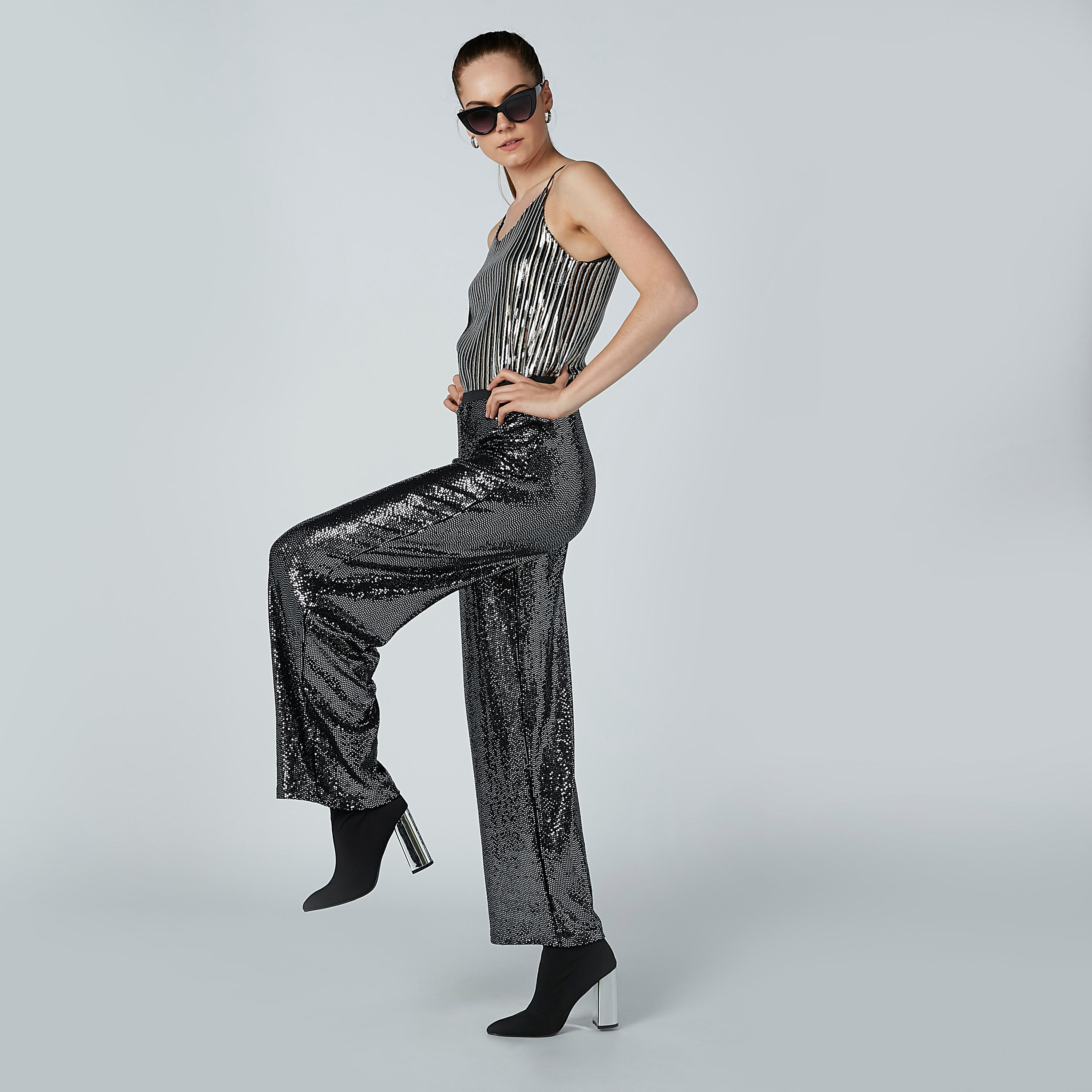 بنطال بالازو بقصّة واسعة وخصر مرن-women-clothing-bottoms-trousers-image-1