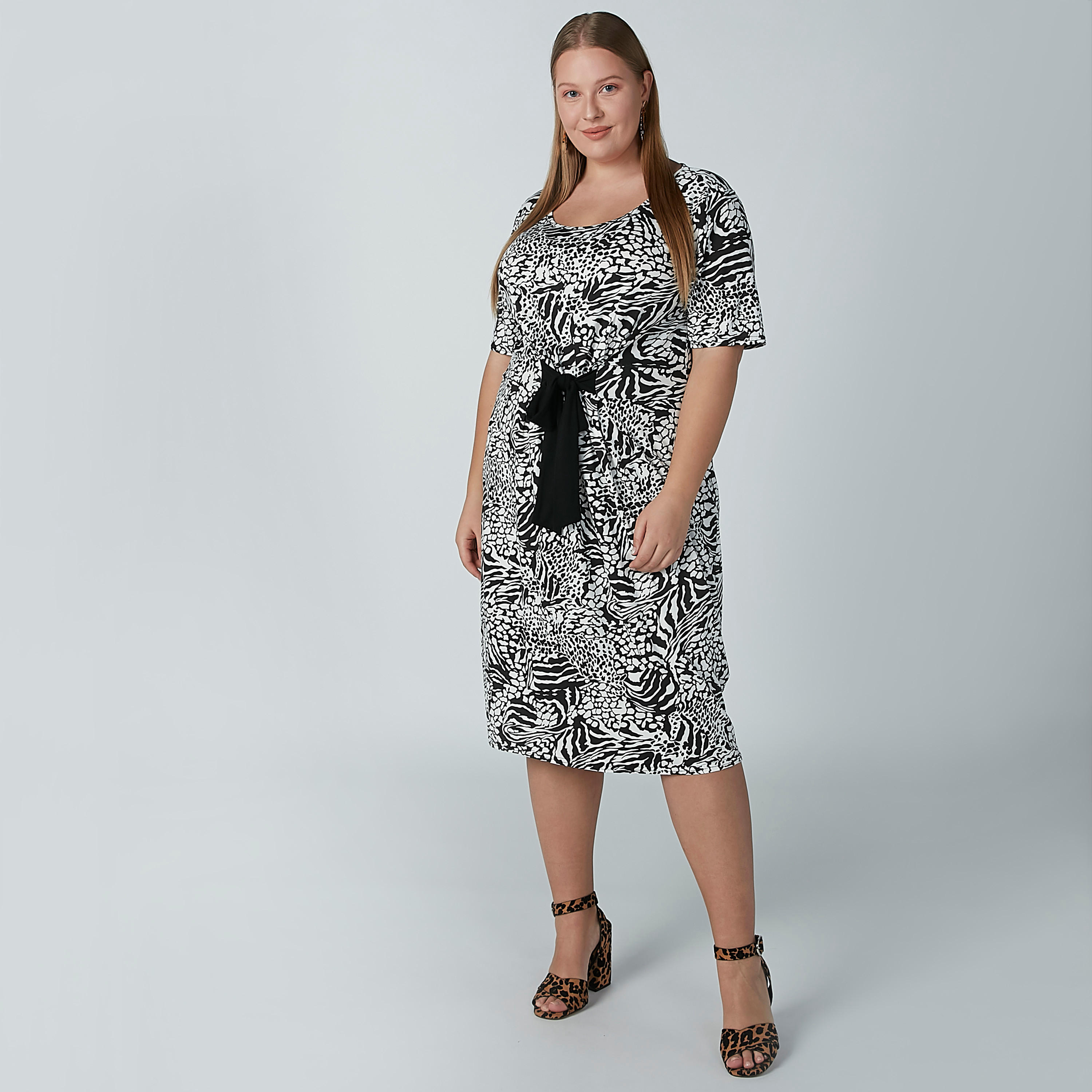 فستان إيه لاين متوسط الطول بفيونكة وطبعات-women-clothing-dresses-image-4