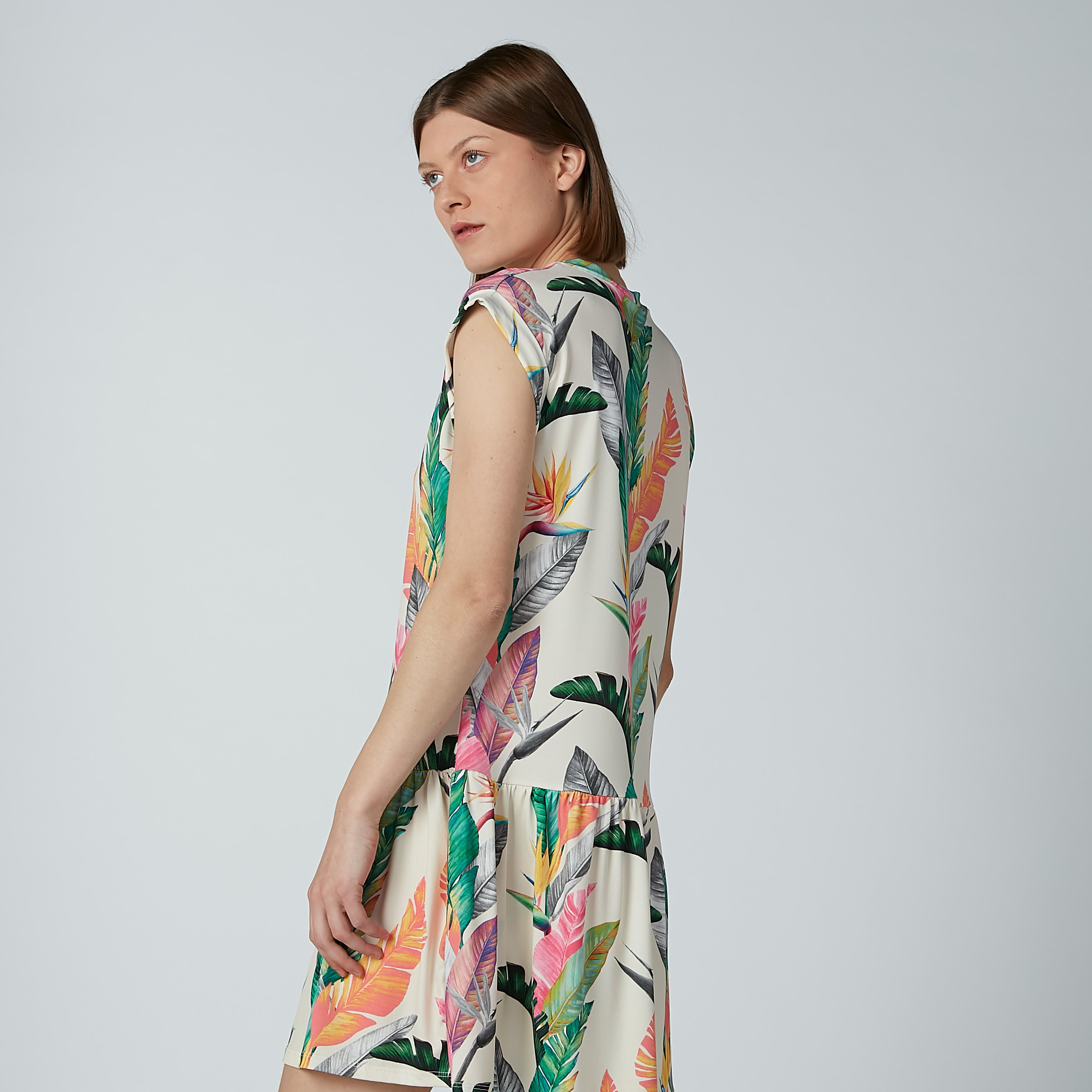 فستان بياقة مستديرة وأكمام متصلة وطبعات-women-clothing-dresses-image-4