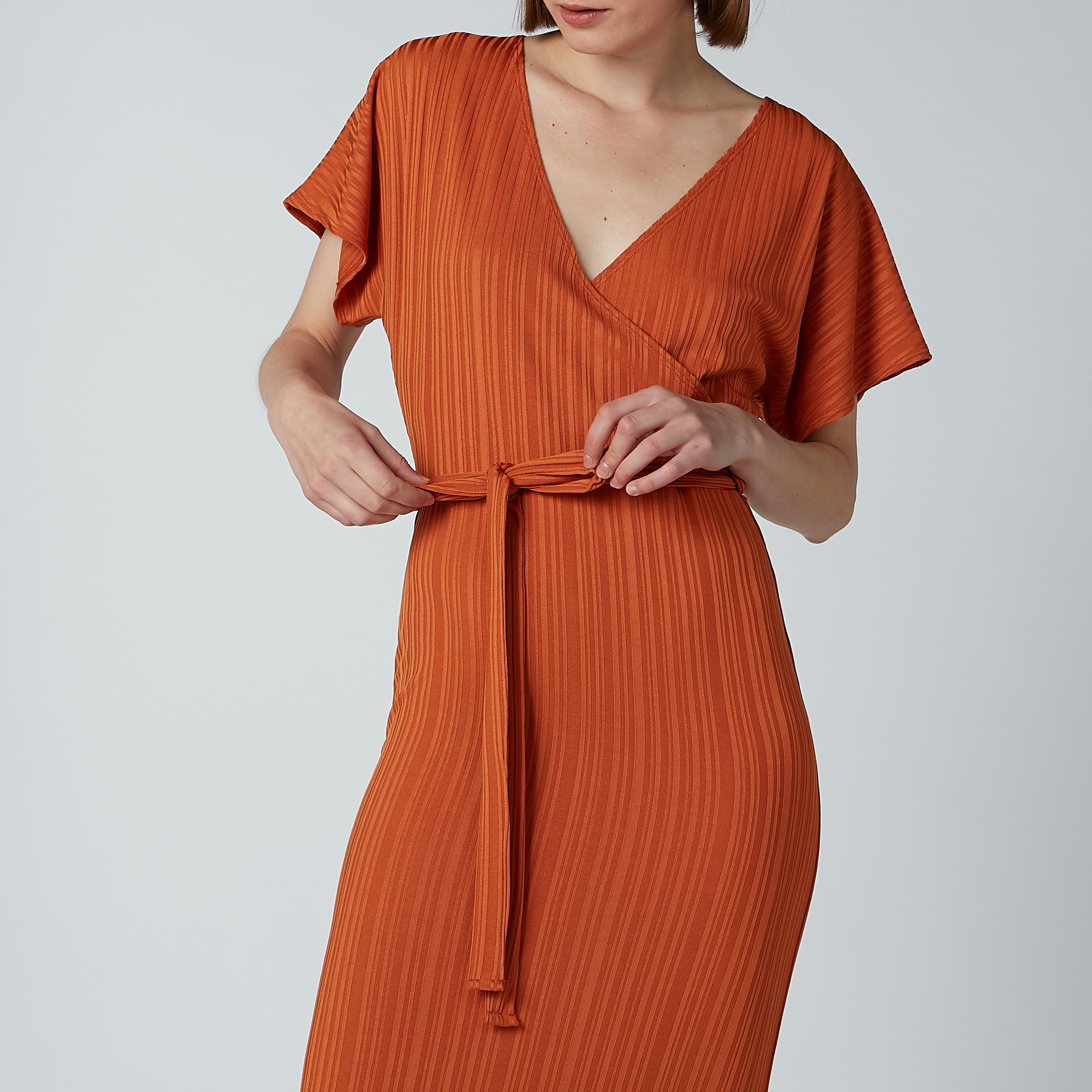 فستان متوسط الطول بقصّة ضيّقة وأربطة-women-clothing-dresses-image-3