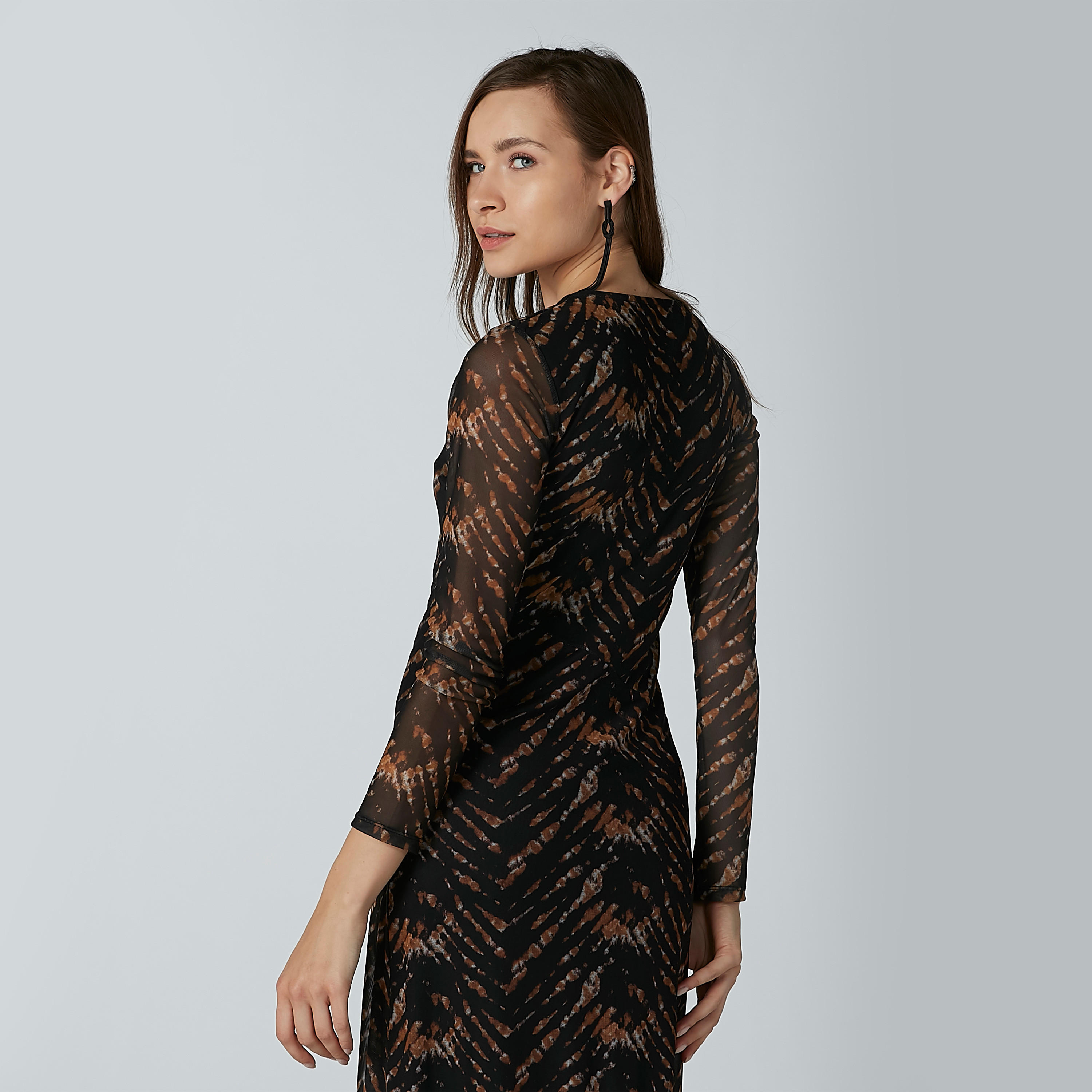 فستان بياقة مستديرة وأكمام طويلة وطبعات-women-clothing-dresses-image-2