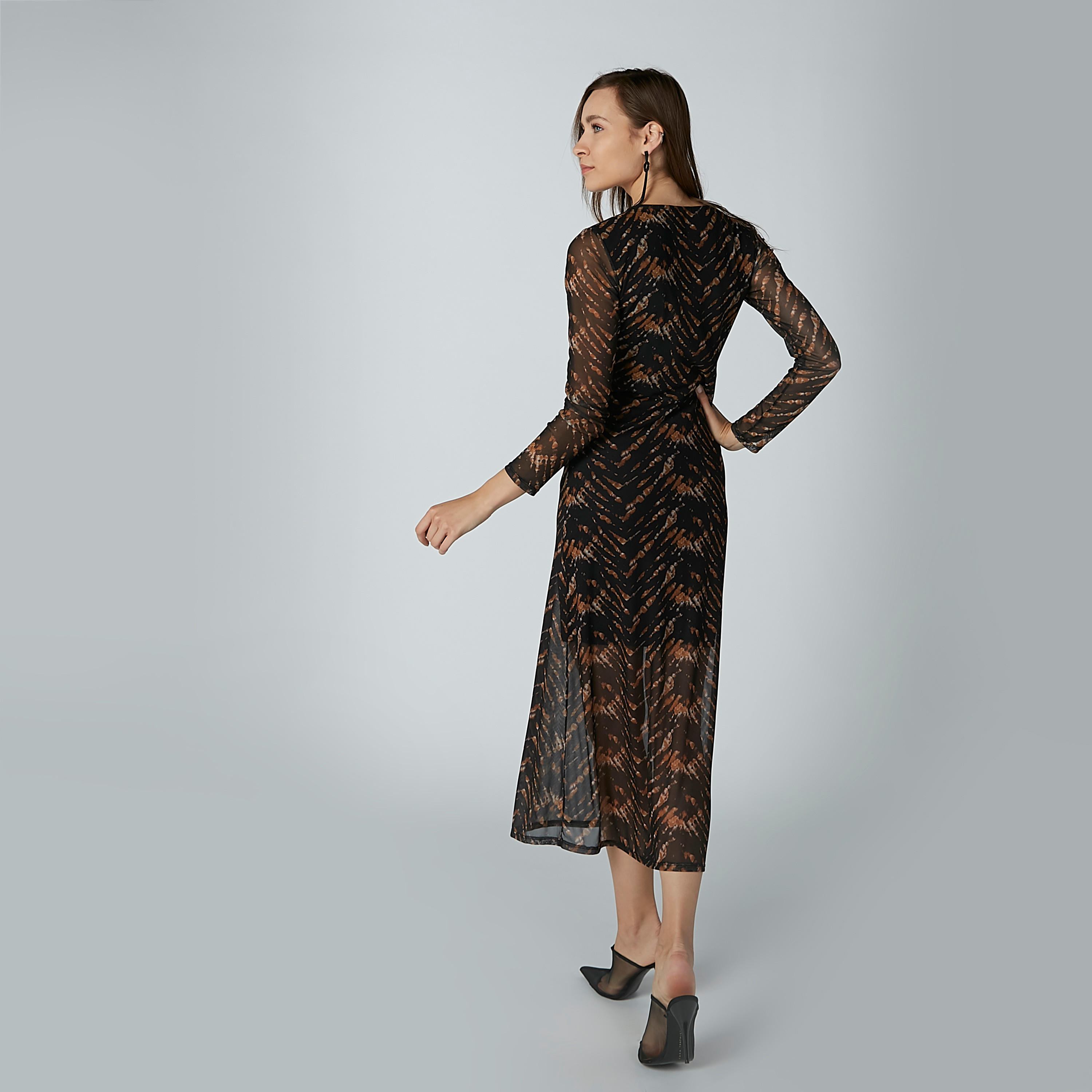 فستان بياقة مستديرة وأكمام طويلة وطبعات-women-clothing-dresses-image-5