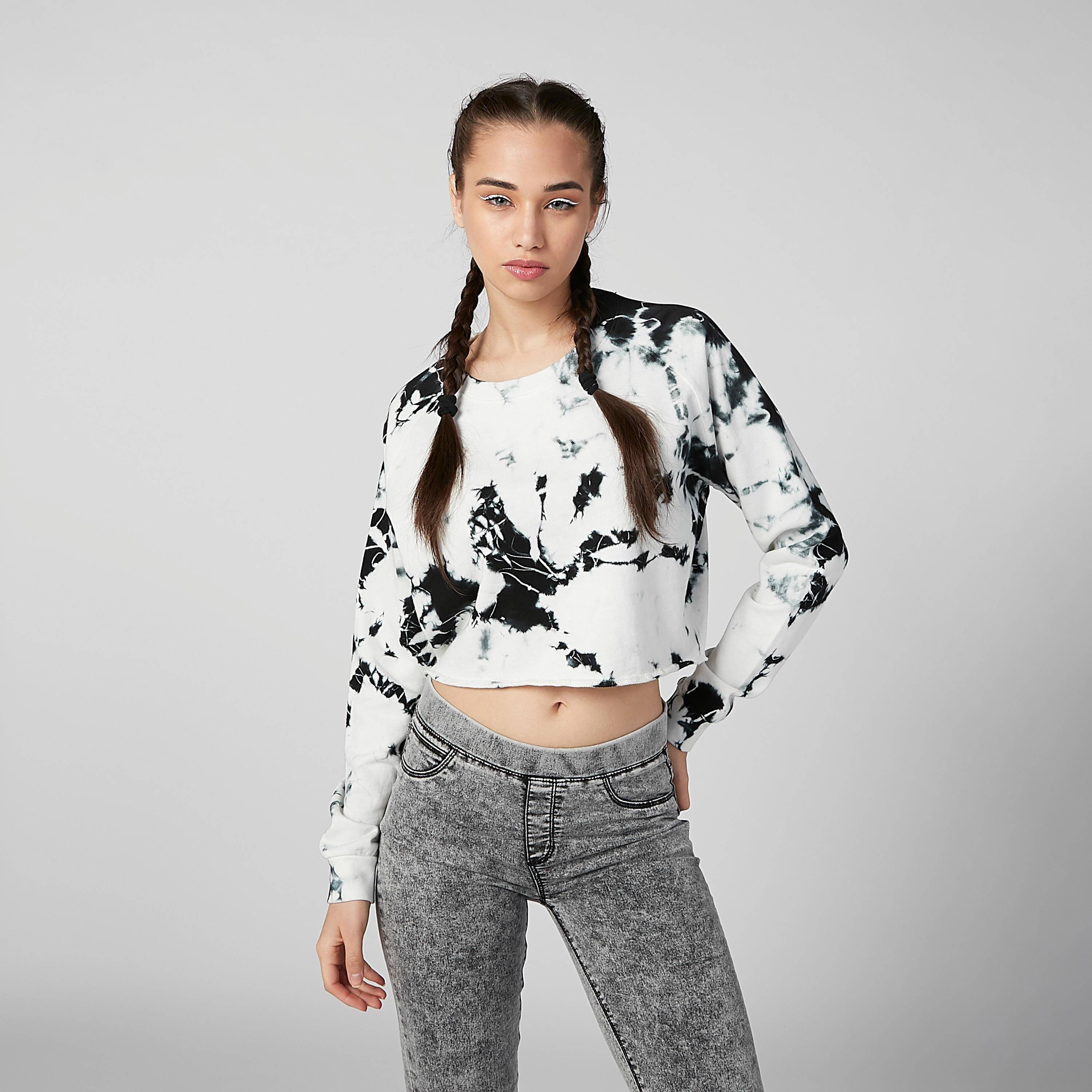 Printed Crop Top with Round Neck and Raglan Sleeves-women-clothing-tshirts-image-4