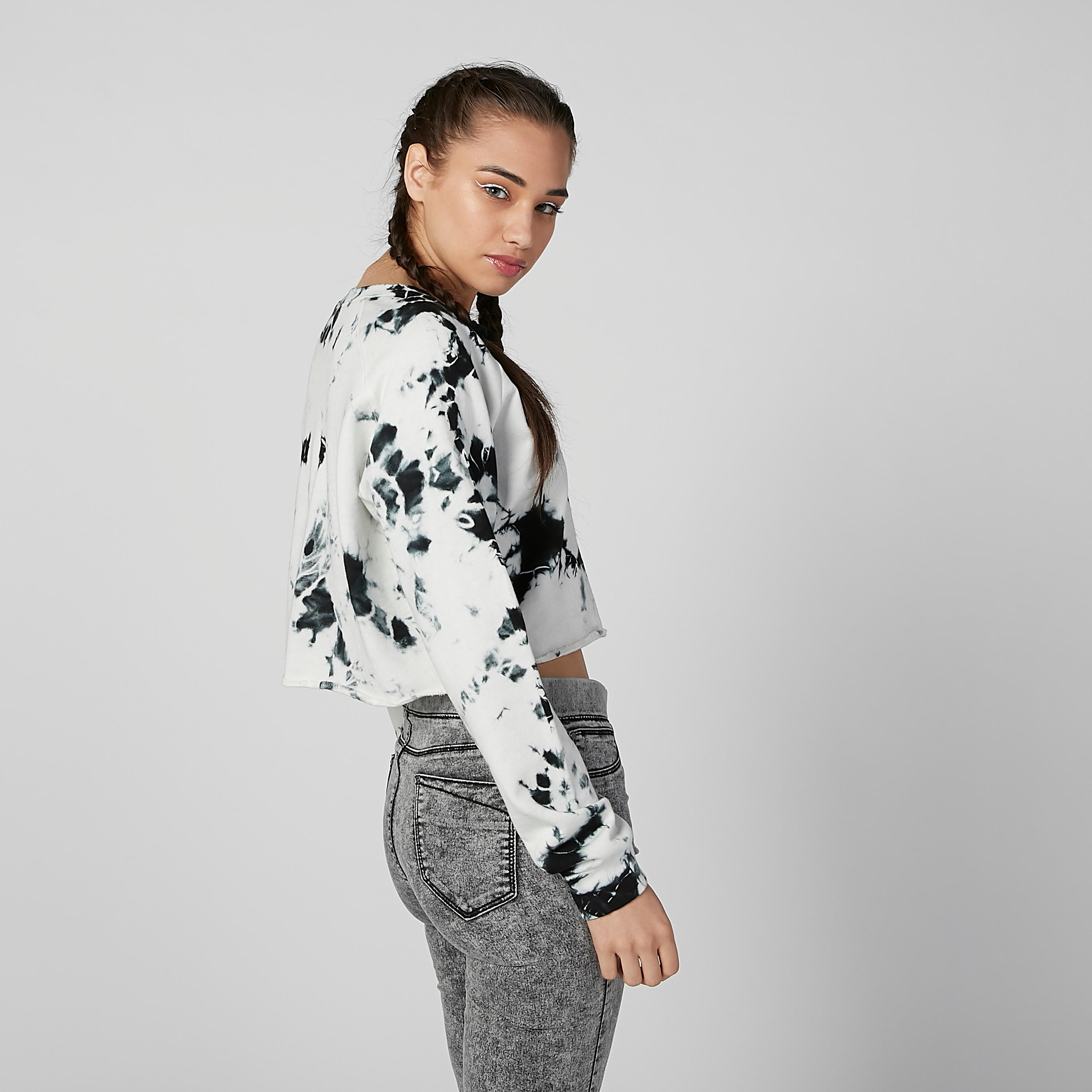 Printed Crop Top with Round Neck and Raglan Sleeves-women-clothing-tshirts-image-6