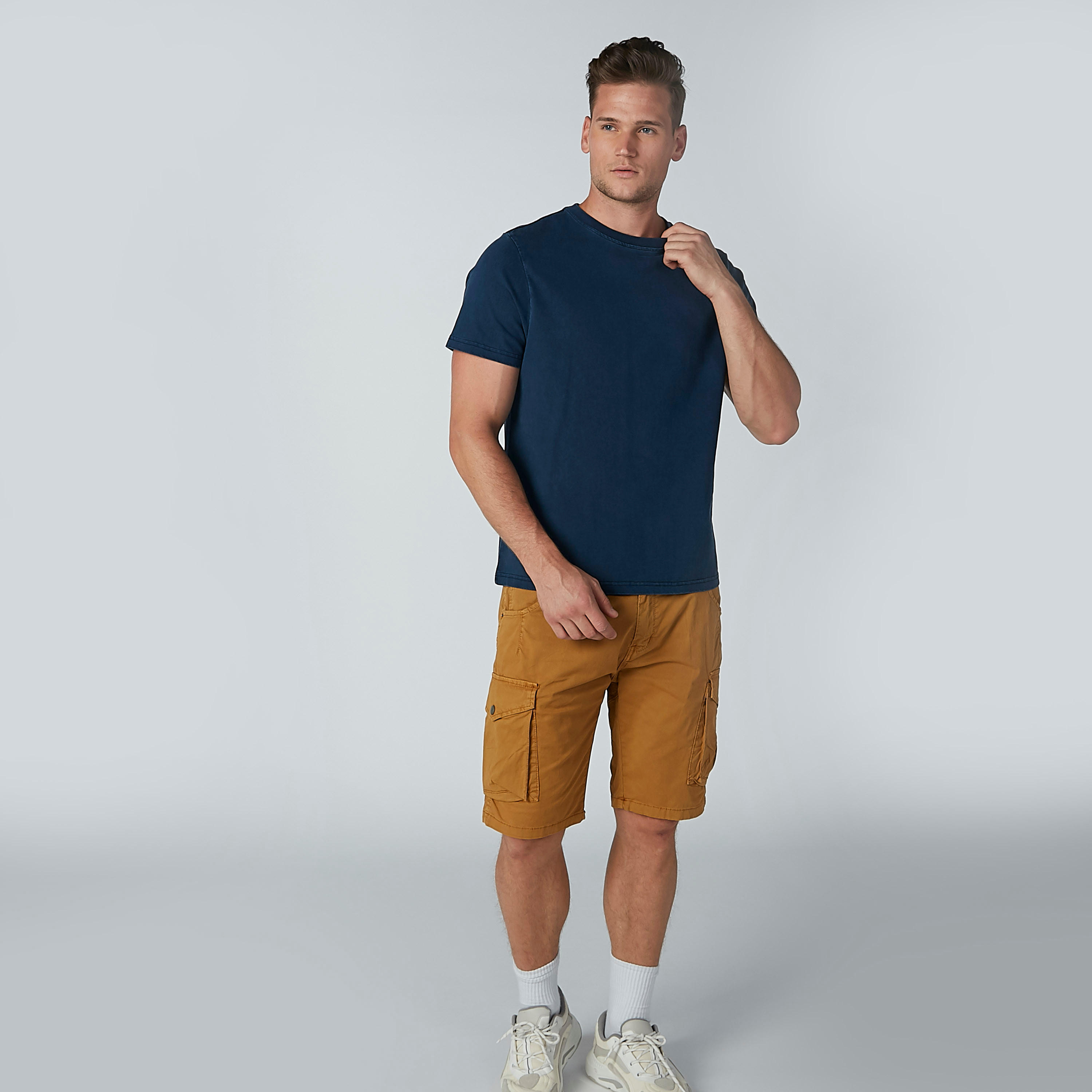 Plain T-shirt with Round Neck and Short Sleeves-men-clothing-tshirtsandpolos-tshirts-image-3