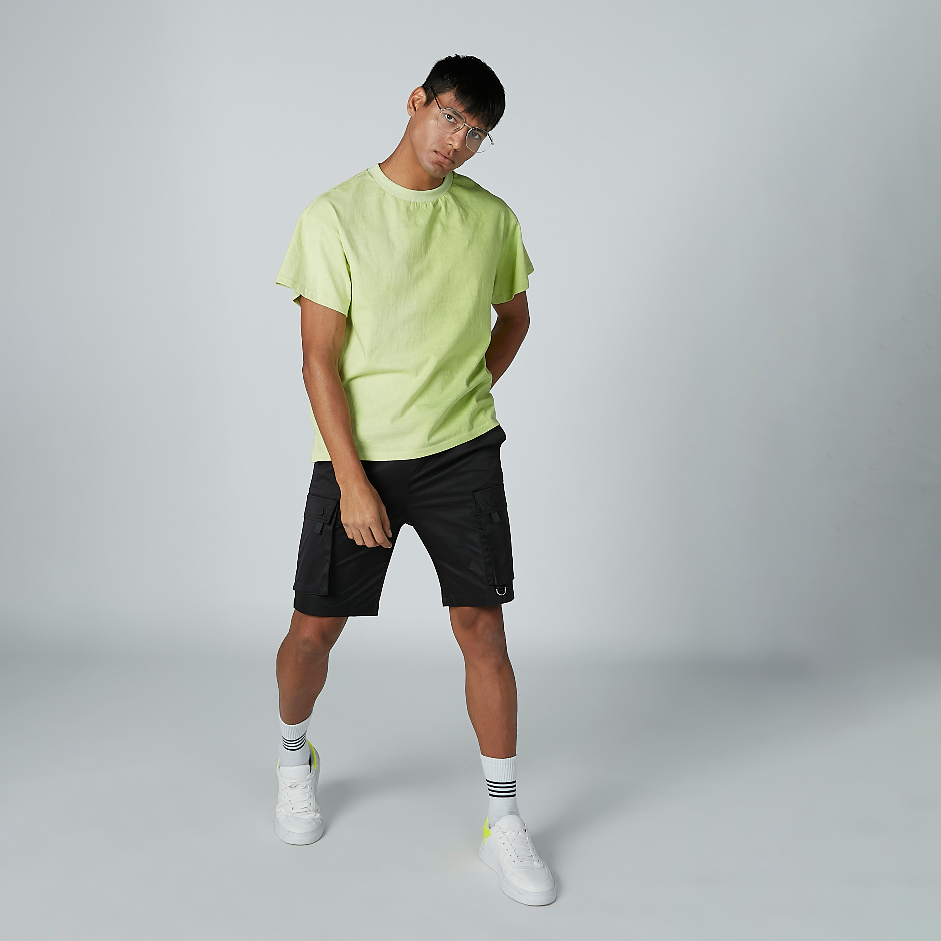 تيشيرت سادة بياقة مستديرة وأكمام قصيرة-men-clothing-tshirtsandpolos-tshirts-image-2