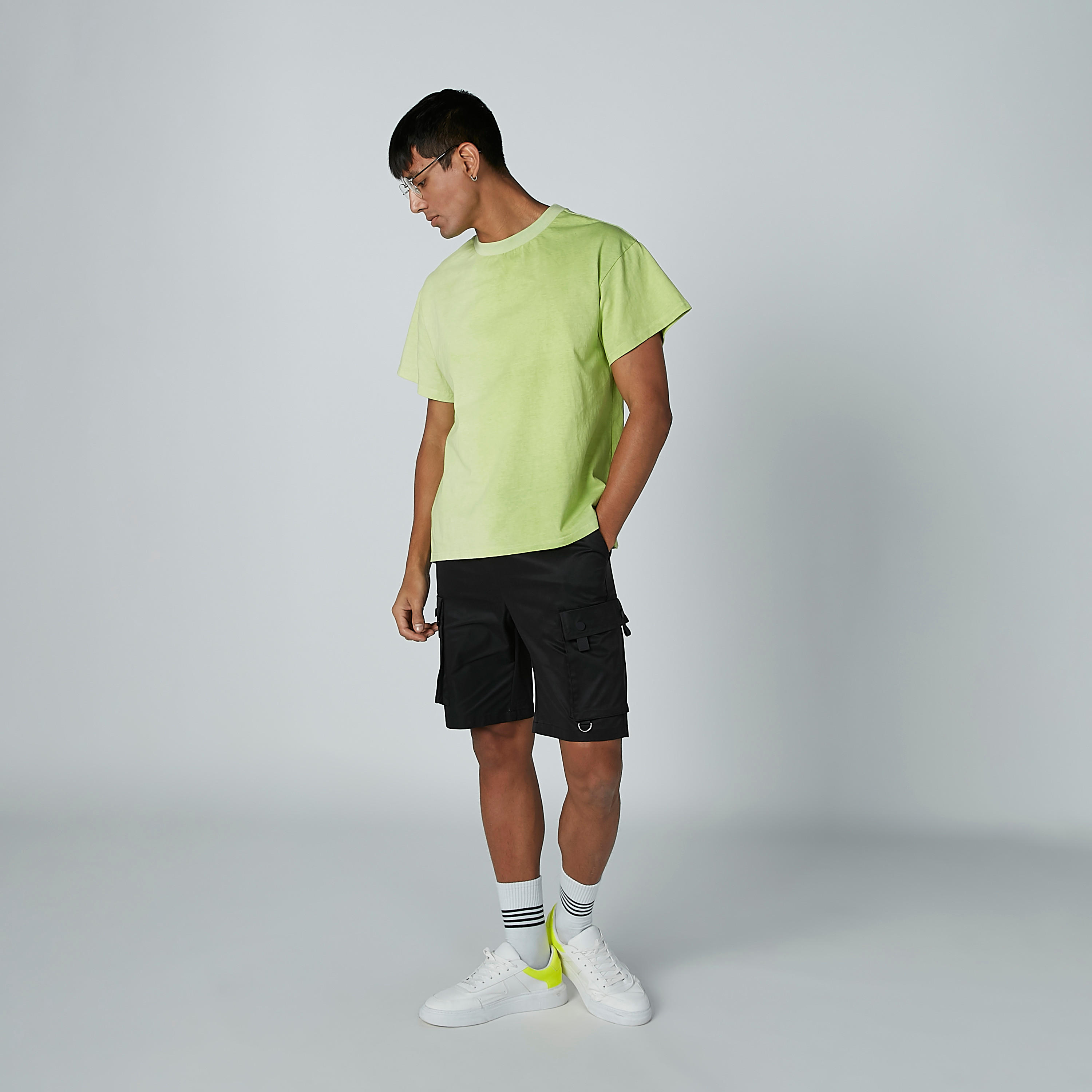تيشيرت سادة بياقة مستديرة وأكمام قصيرة-men-clothing-tshirtsandpolos-tshirts-image-4