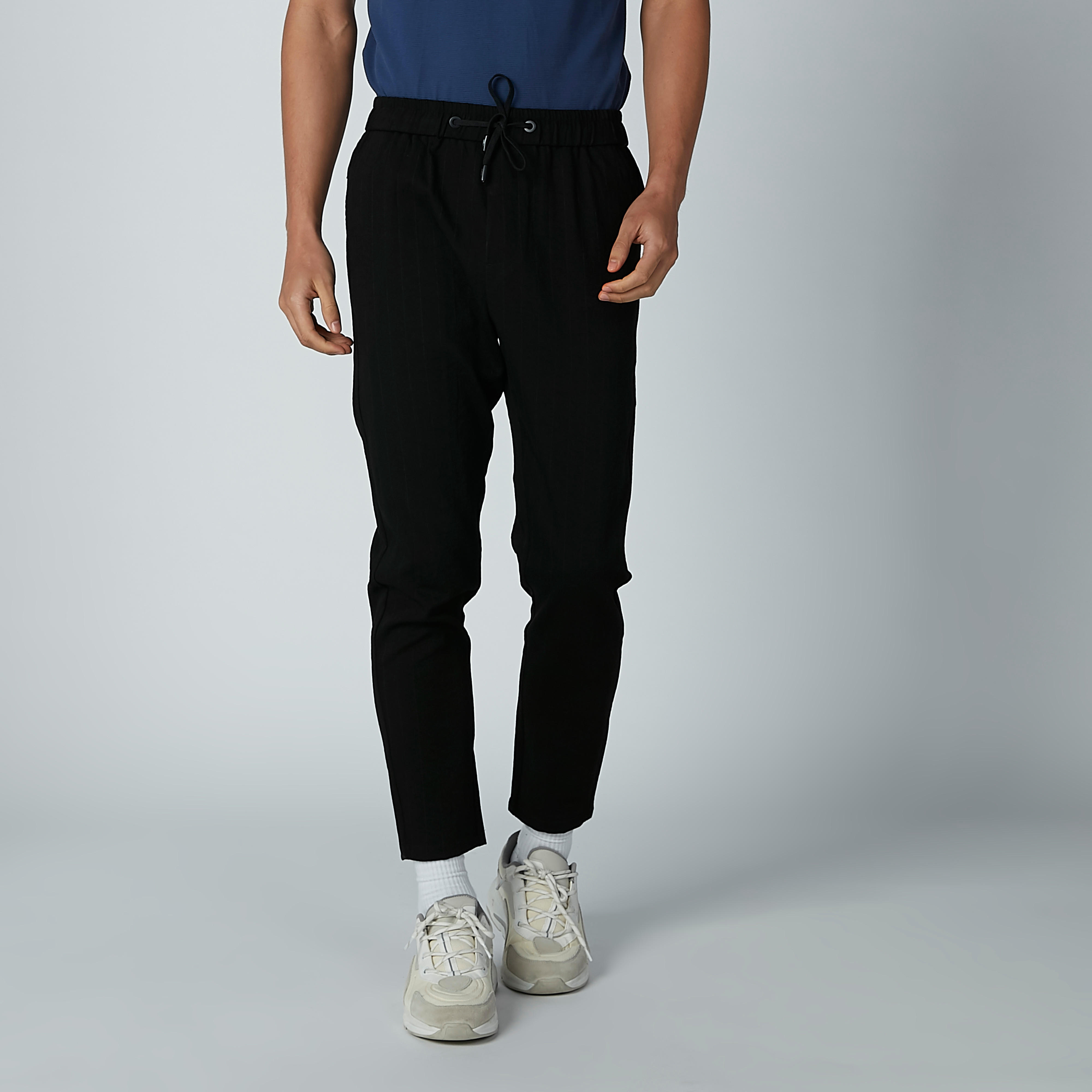 بنطال سادة طويل مع تفاصيل جيوب ورباط وخصر مطاطي-men-clothing-bottoms-trousersandchinos-trousers-image-1