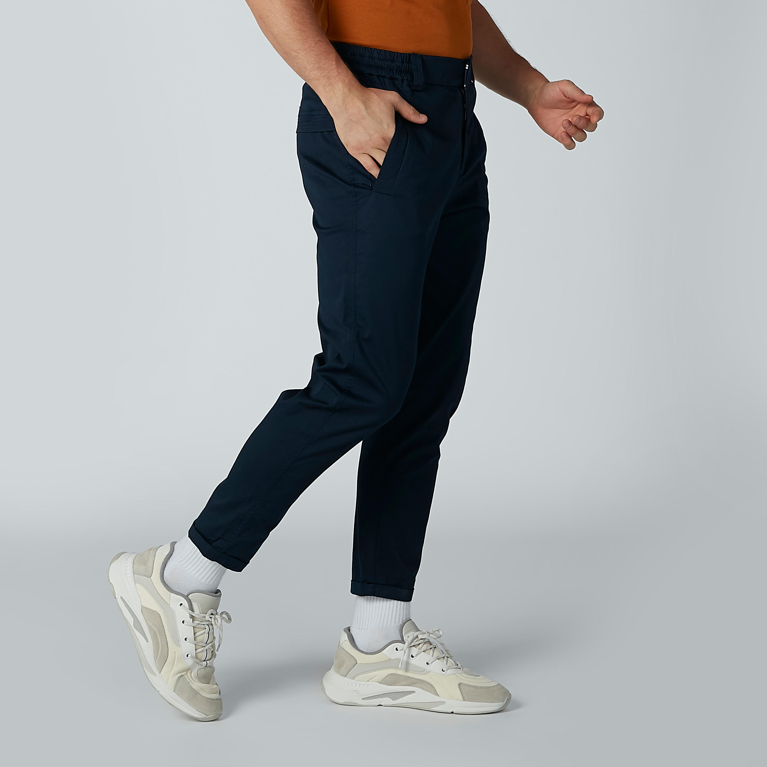 بنطال سادة بحوّاف مطويّة وزر إغلاق-men-clothing-bottoms-trousersandchinos-trousers-image-5