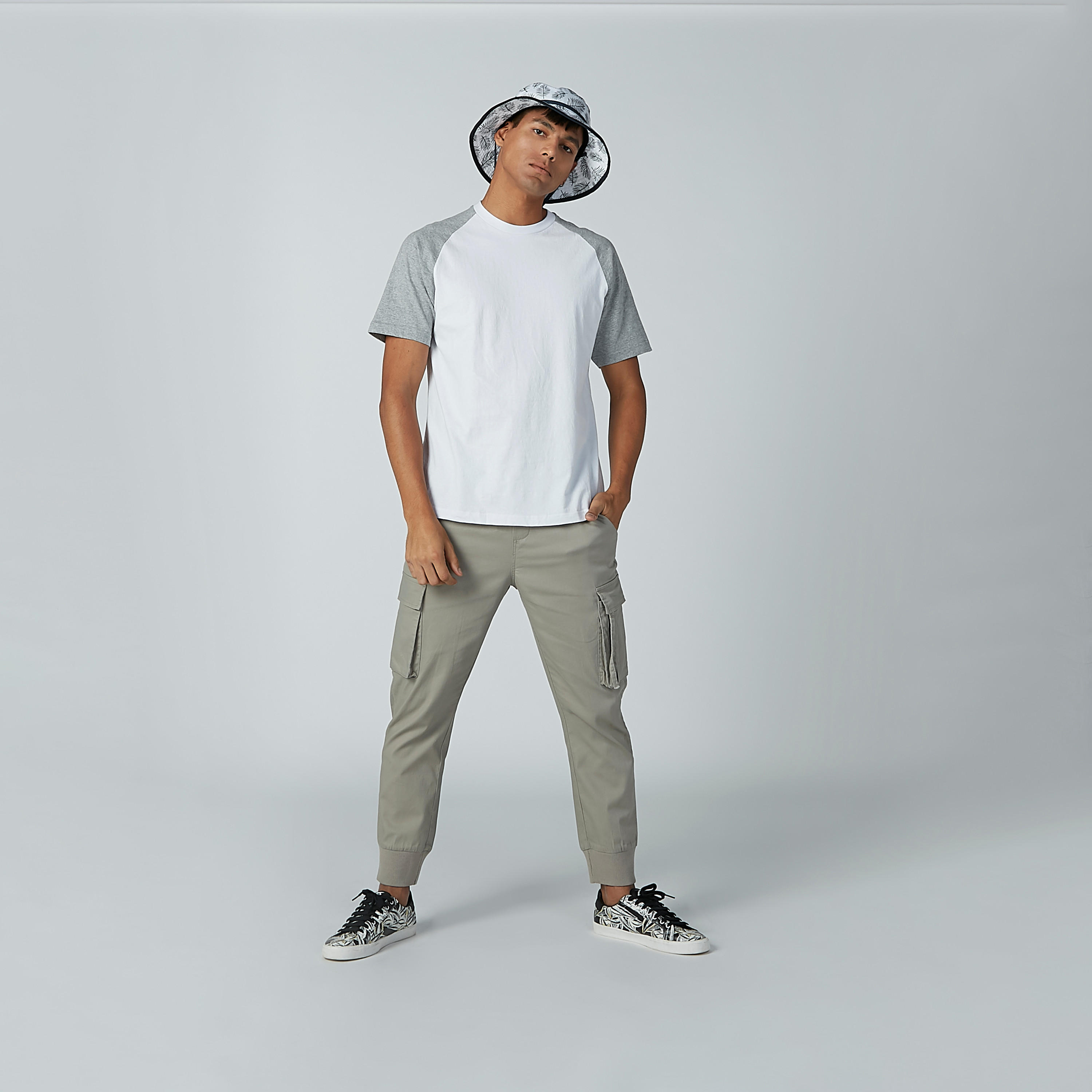 Plain T-shirt with Round Neck and Raglan Sleeves-men-clothing-tshirtsandpolos-tshirts-image-2
