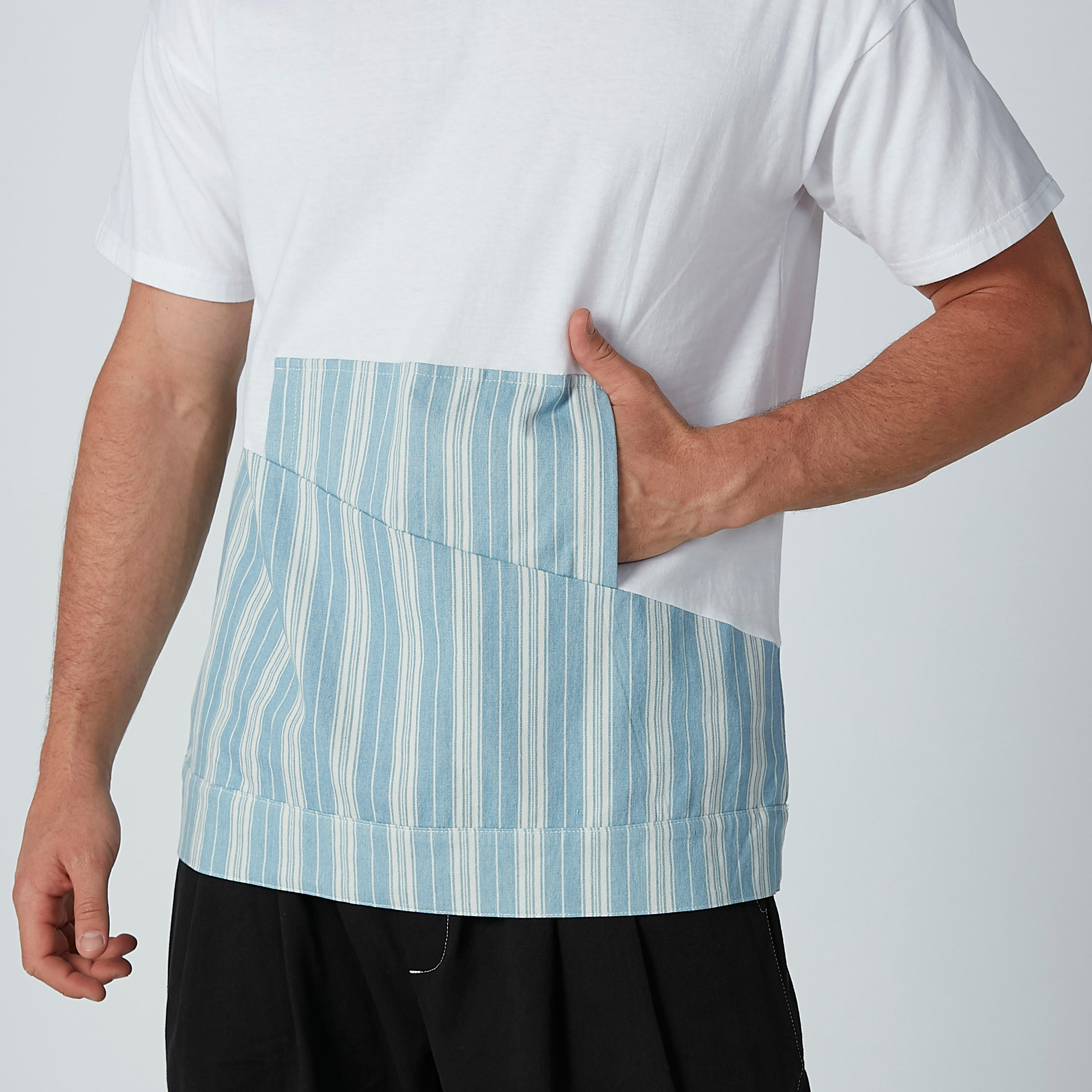 تيشيرت بياقة دائرية وأكمام قصيرة بتصميم مقلّم-men-clothing-tshirtsandpolos-tshirts-image-3