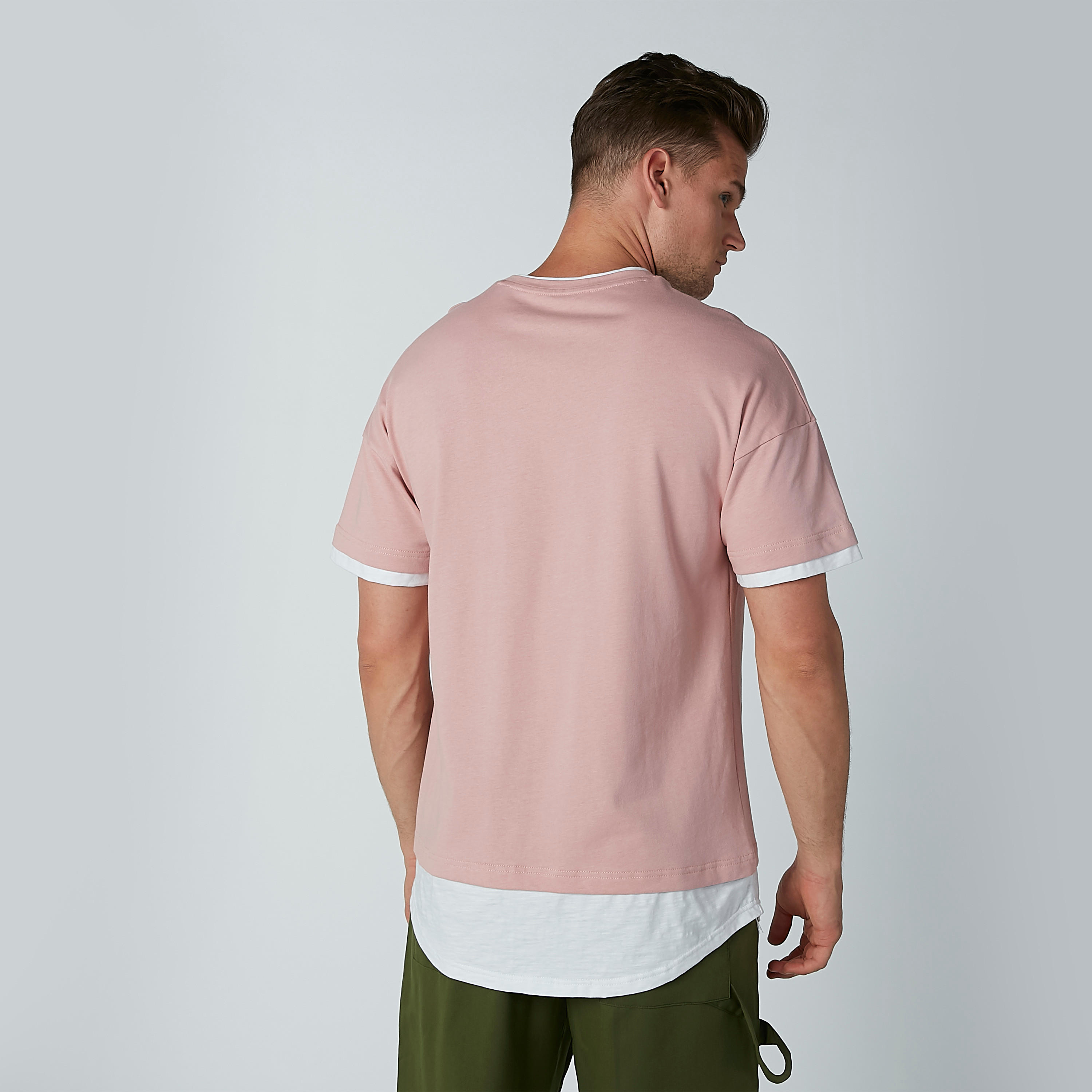 تيشيرت سادة بياقة مستديرة وأكمام قصيرة-men-clothing-tshirtsandpolos-tshirts-image-4
