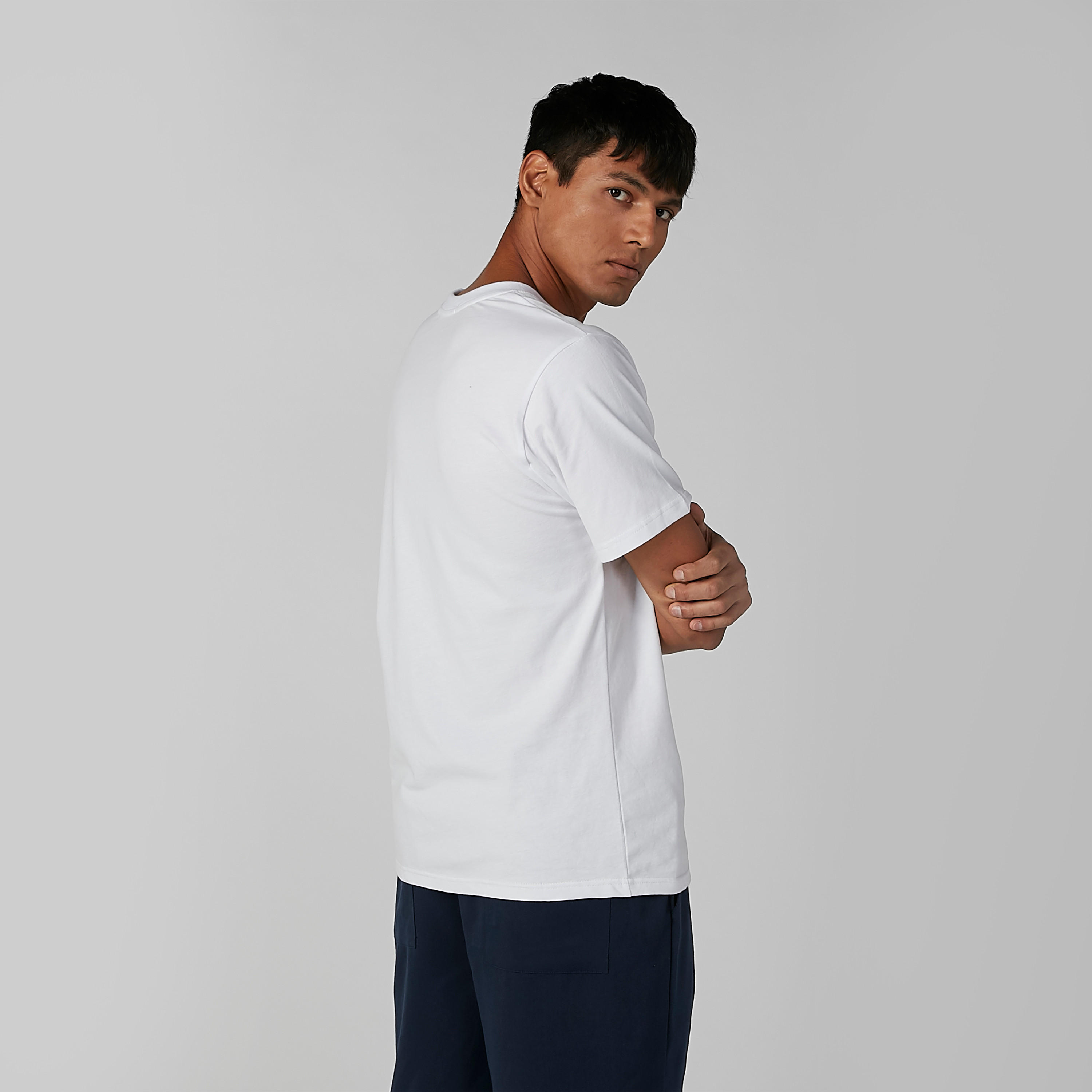 تيشيرت بياقة مستديرة وأكمام قصيرة وطبعات-men-clothing-tshirtsandpolos-tshirts-image-4