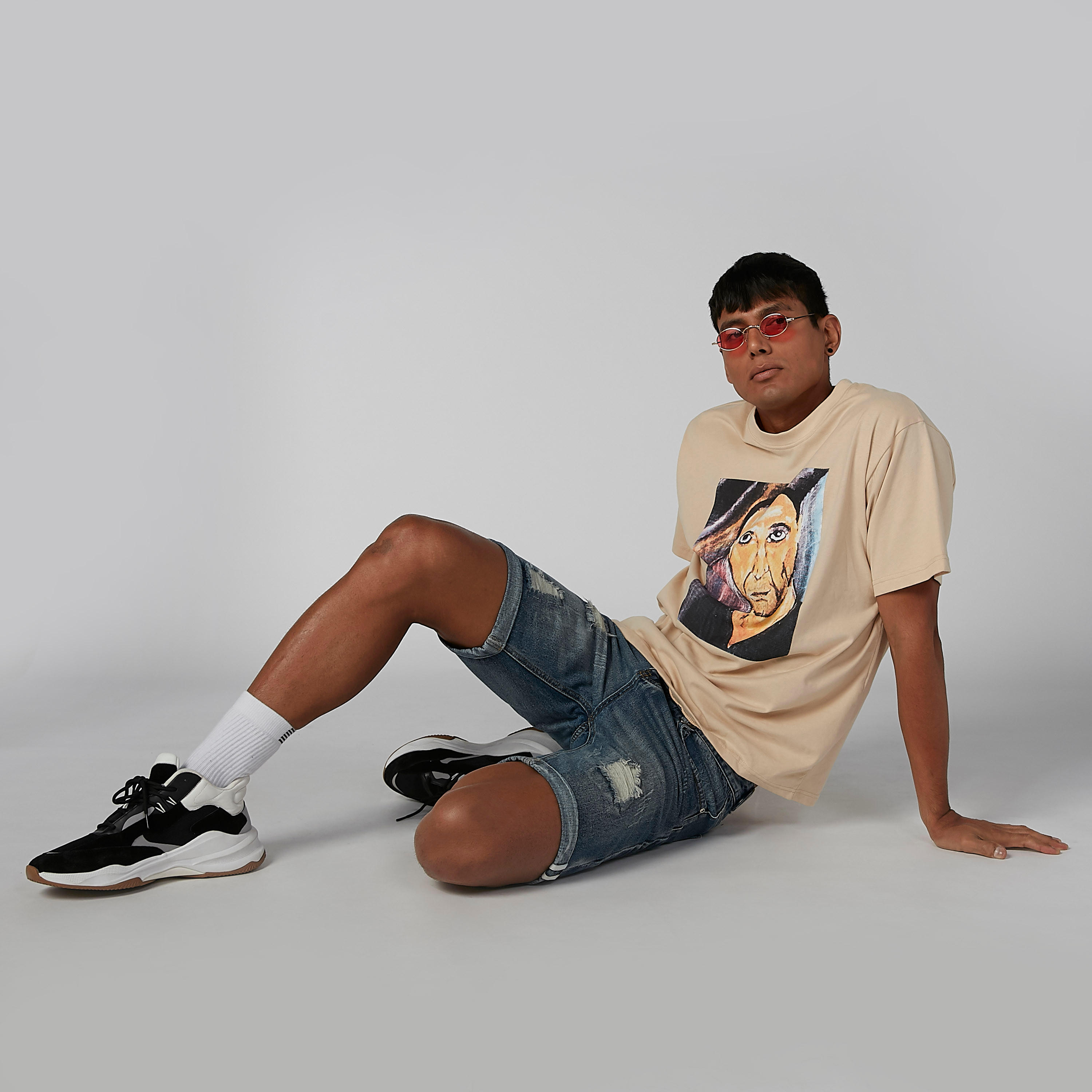 تيشيرت بياقة مستديرة وأكمام قصيرة وطبعات-men-clothing-tshirtsandpolos-tshirts-image-2