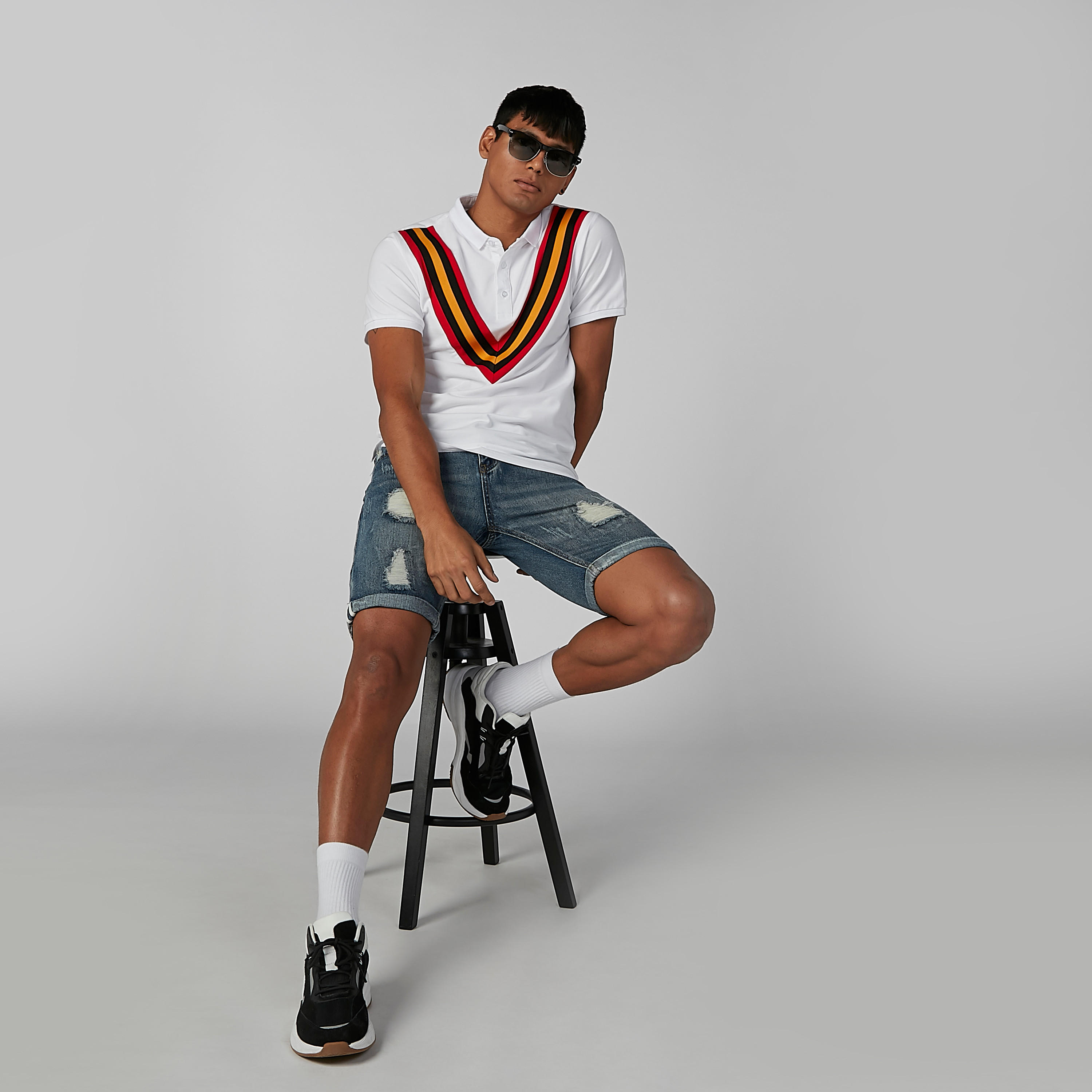تيشيرت مقلّم بياقة بولو وأكمام قصيرة-men-clothing-tshirtsandpolos-polos-image-2