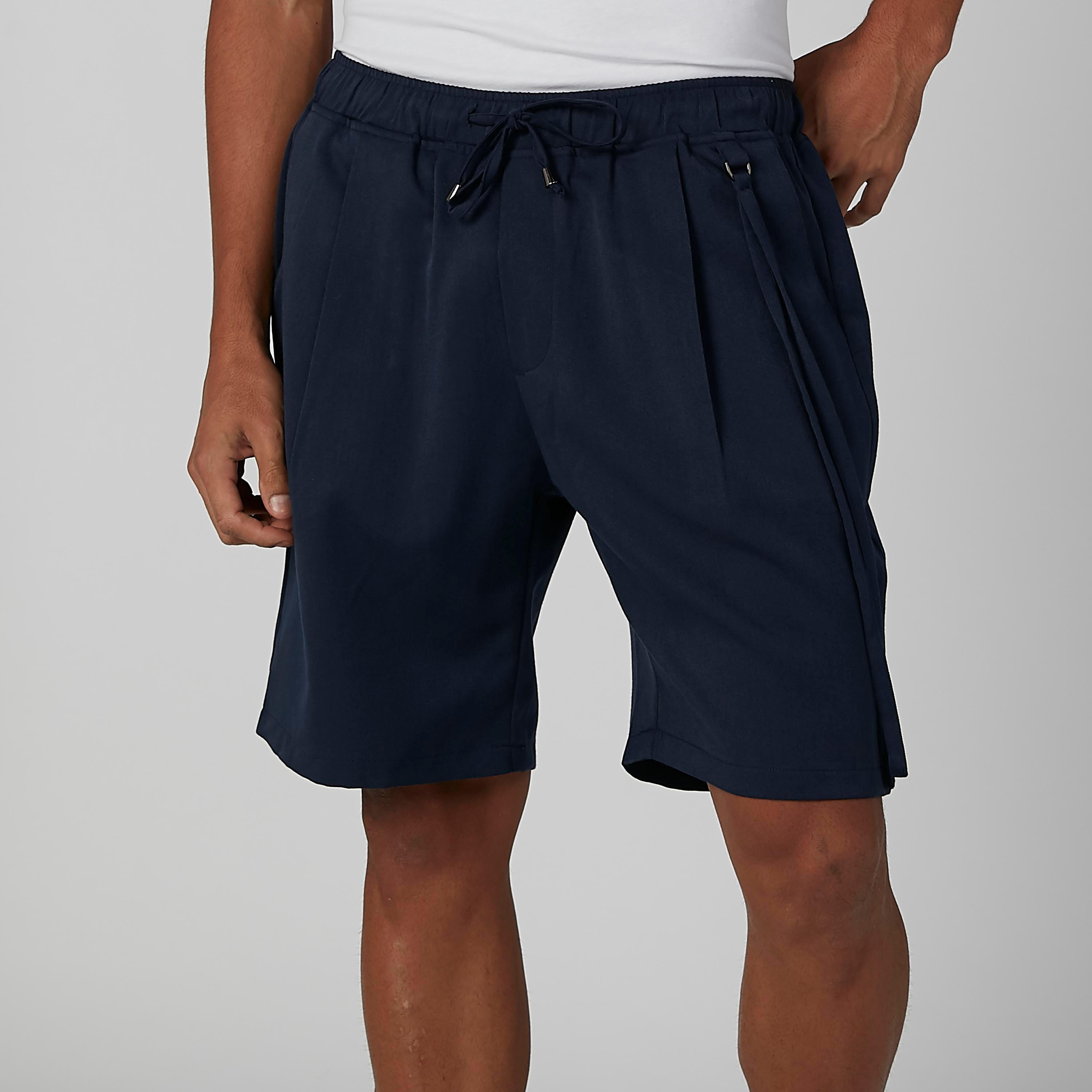 شورت سادة برباط وجيوب وخصر مرن-men-clothing-bottoms-shorts-image-3