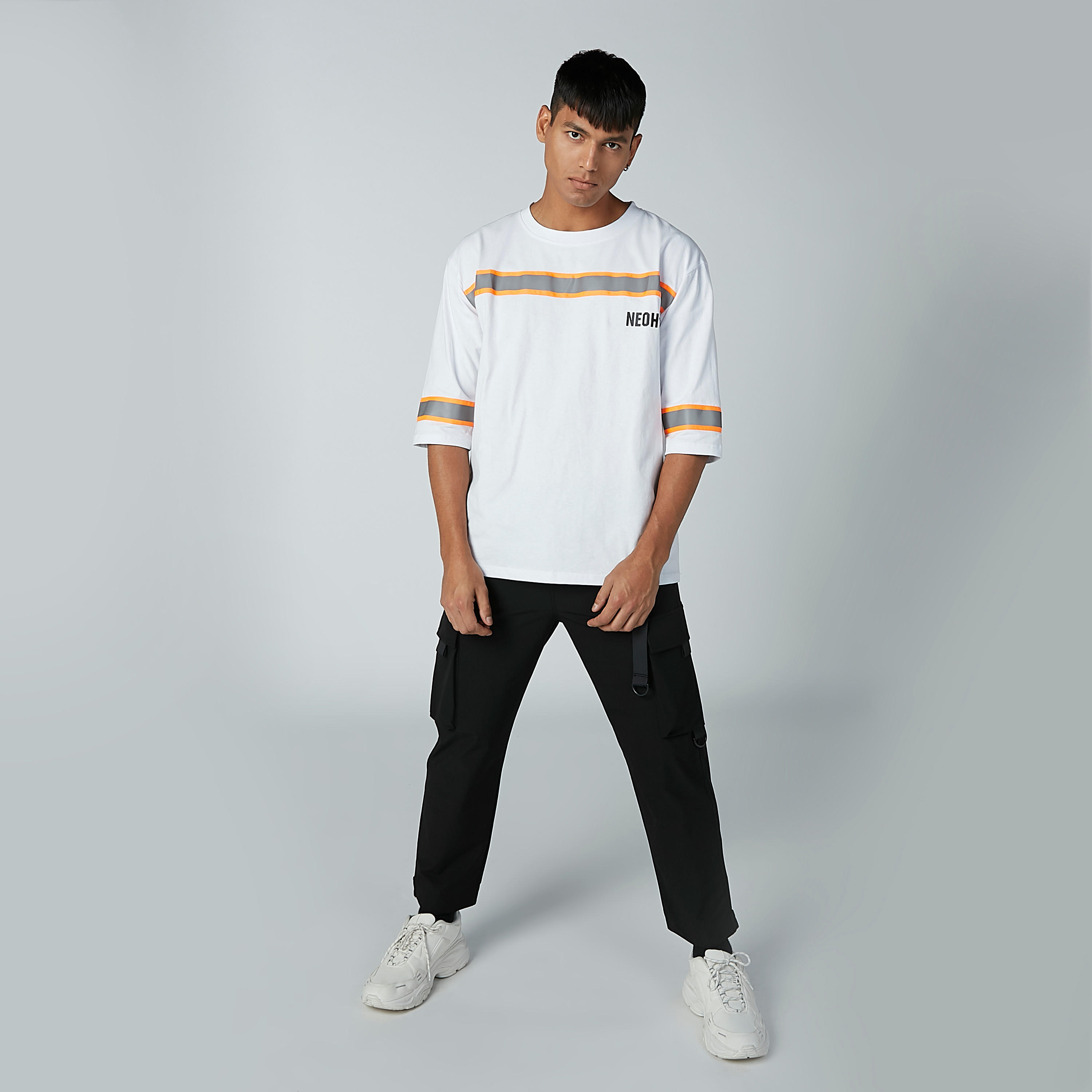 تيشيرت بياقة مستديرة وأكمام 3/4 وطبعات-men-clothing-tshirtsandpolos-tshirts-image-2