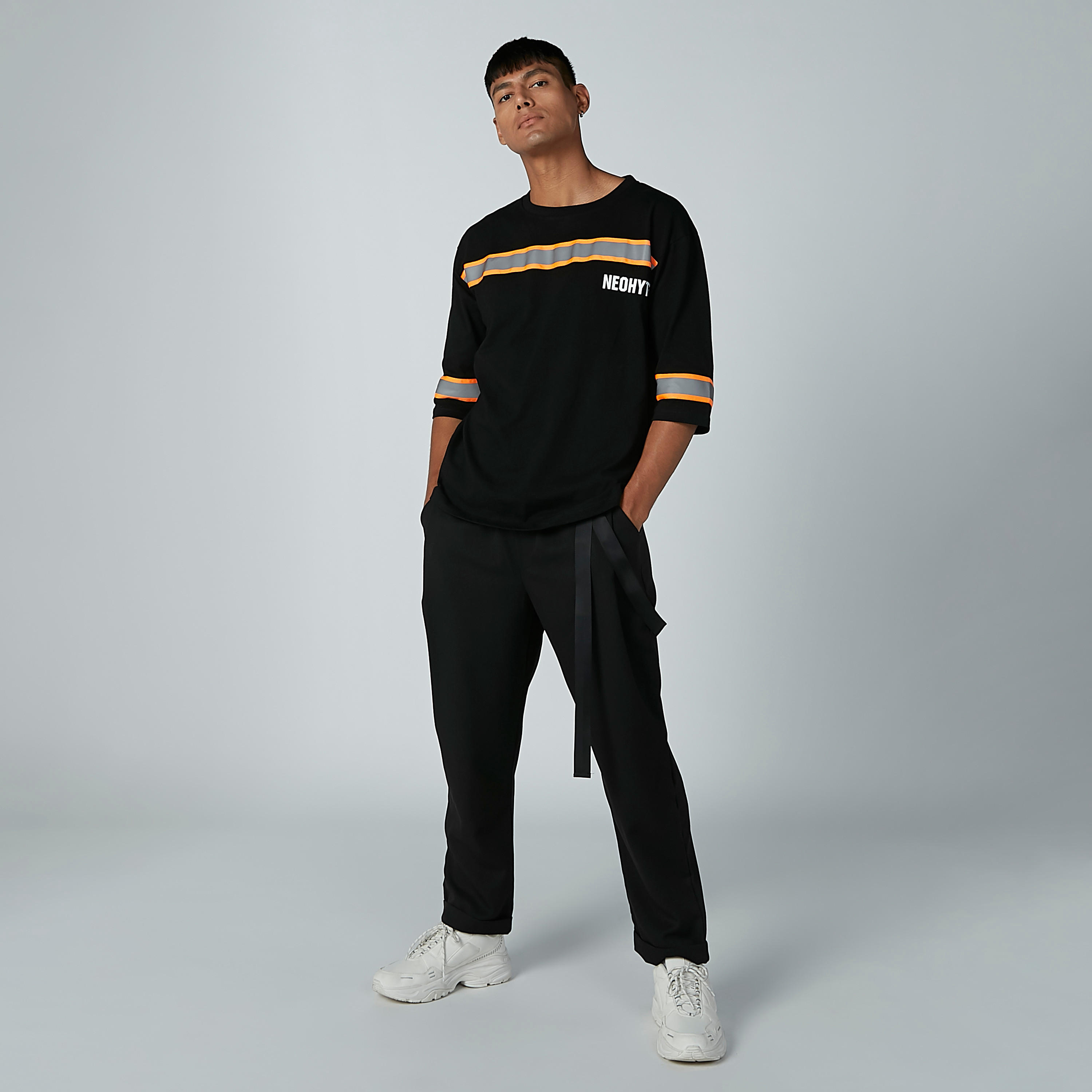 تيشيرت بياقة مستديرة وأكمام 3/4 وطبعات-men-clothing-tshirtsandpolos-tshirts-image-1