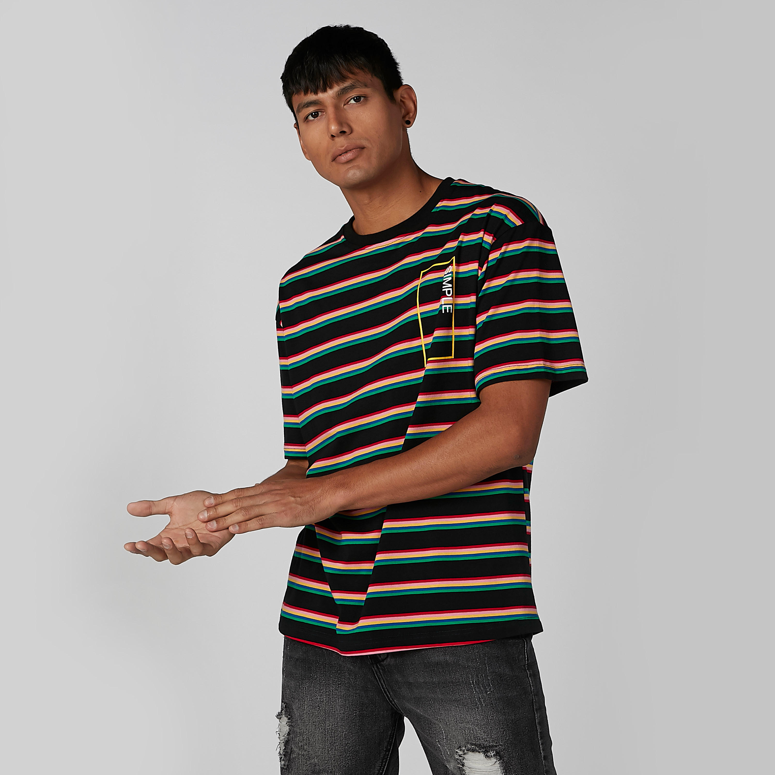 تيشيرت مقلّم بياقة مستديرة وأكمام قصيرة-men-clothing-tshirtsandpolos-tshirts-image-2