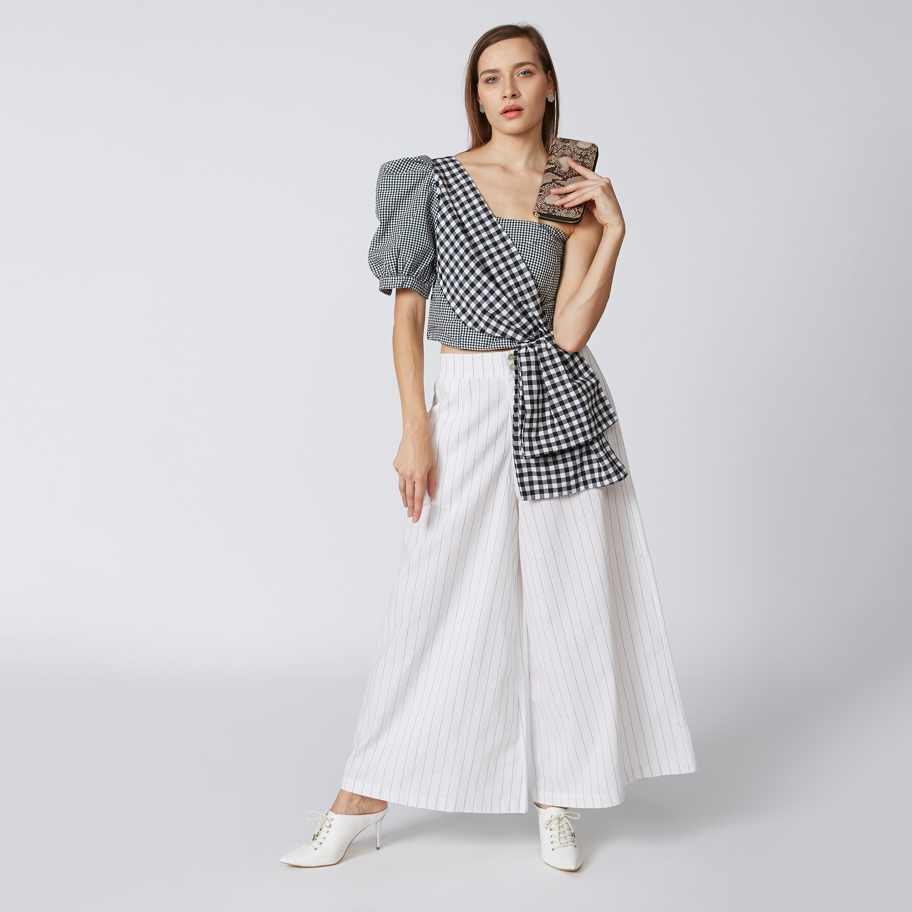 بنطال بالازو طويل مقلّم بجيوب جانبية-women-clothing-bottoms-trousers-image-1