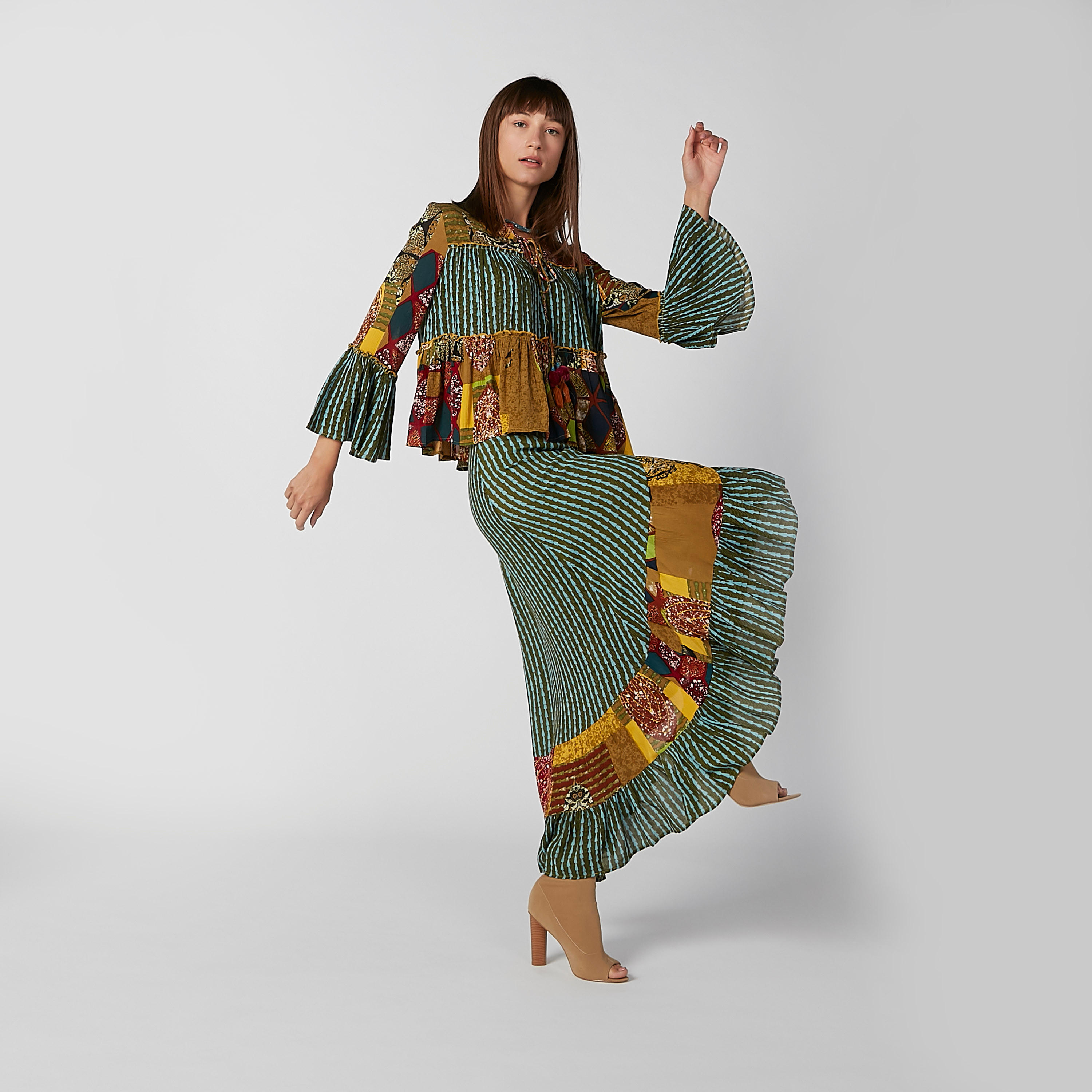 تنورة ماكسي بخصر مطّاطي وحوّاف غير مستوية وطبعات-women-clothing-bottoms-skirts-image-3