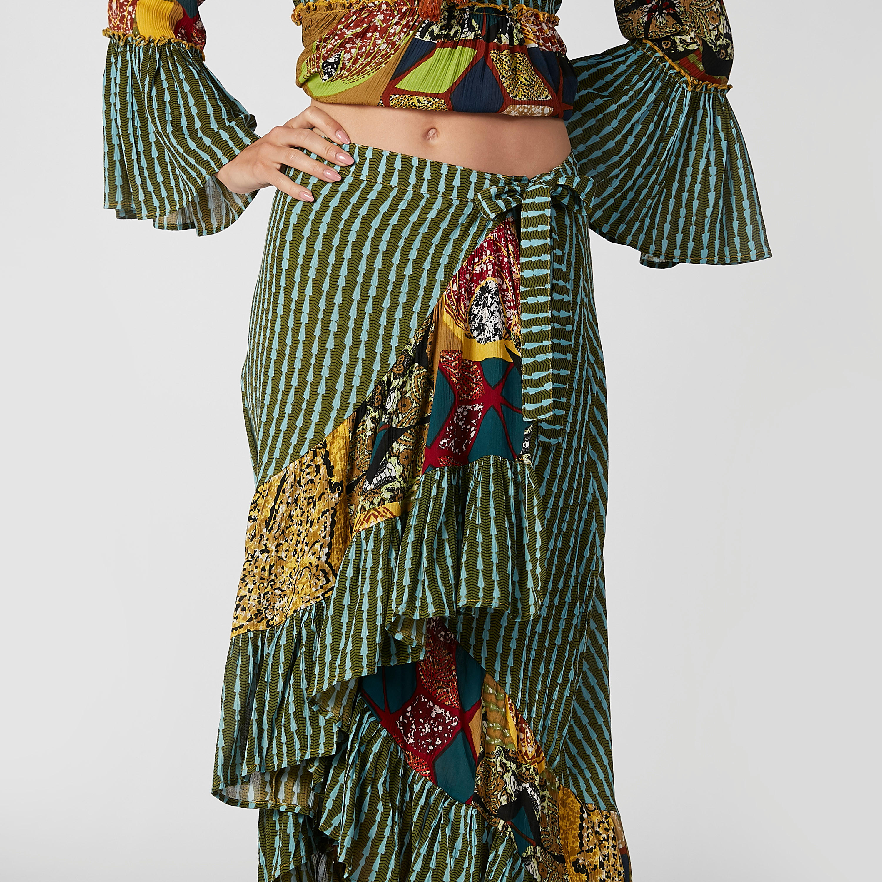تنورة ماكسي بخصر مطّاطي وحوّاف غير مستوية وطبعات-women-clothing-bottoms-skirts-image-4