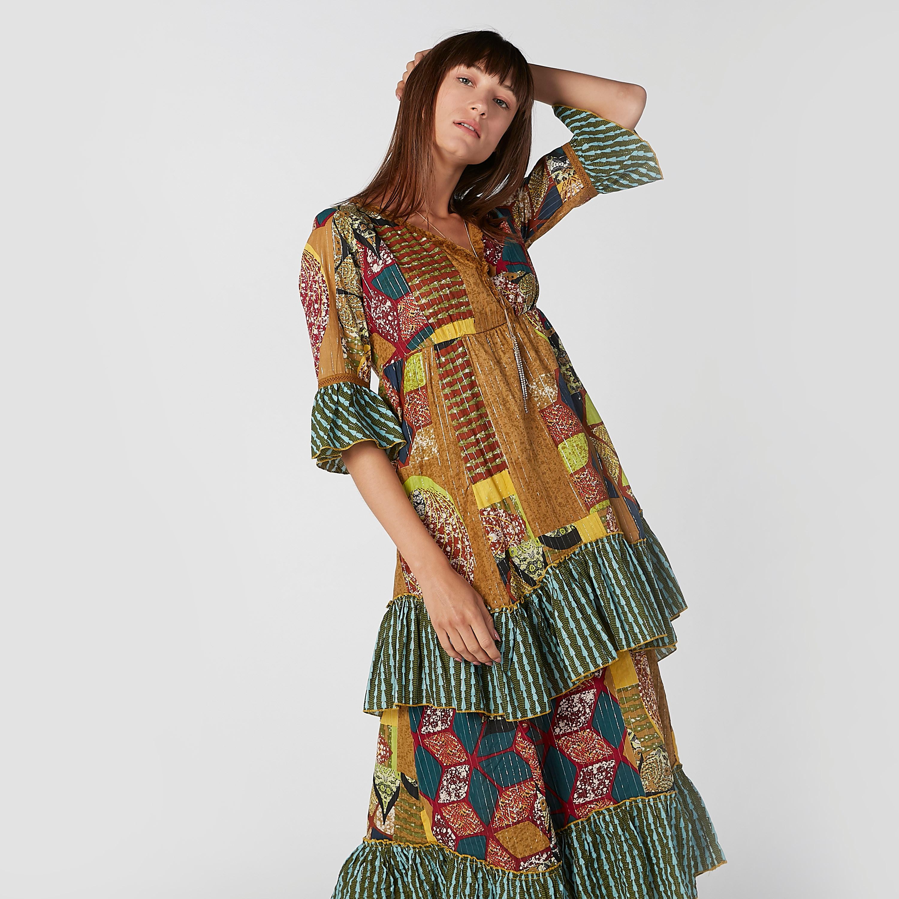 فستان ميدي إيه لاين بياقة V وأكمام واسعة وطبعات-women-clothing-dresses-image-3